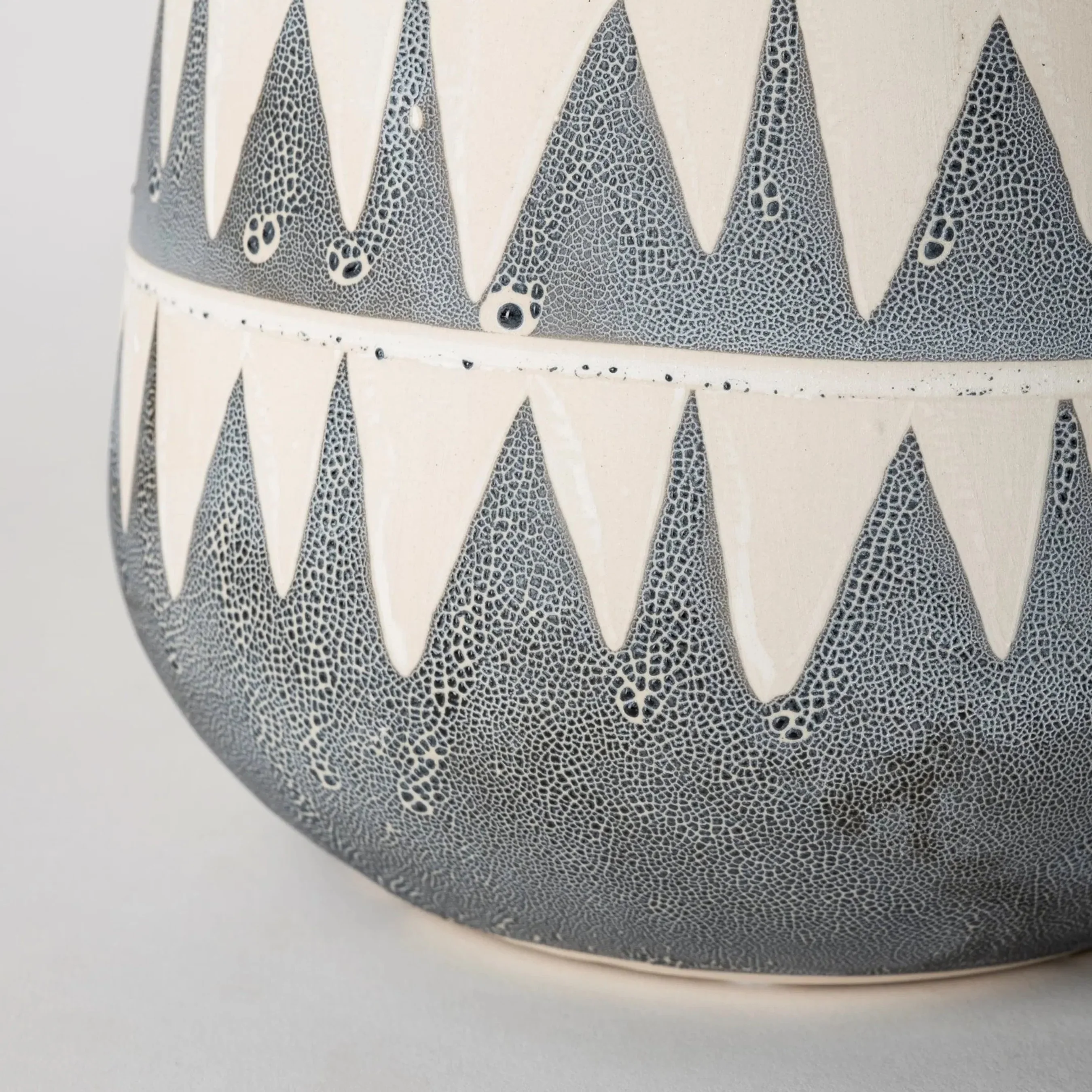 Delaney Patterned Vase - Image 3