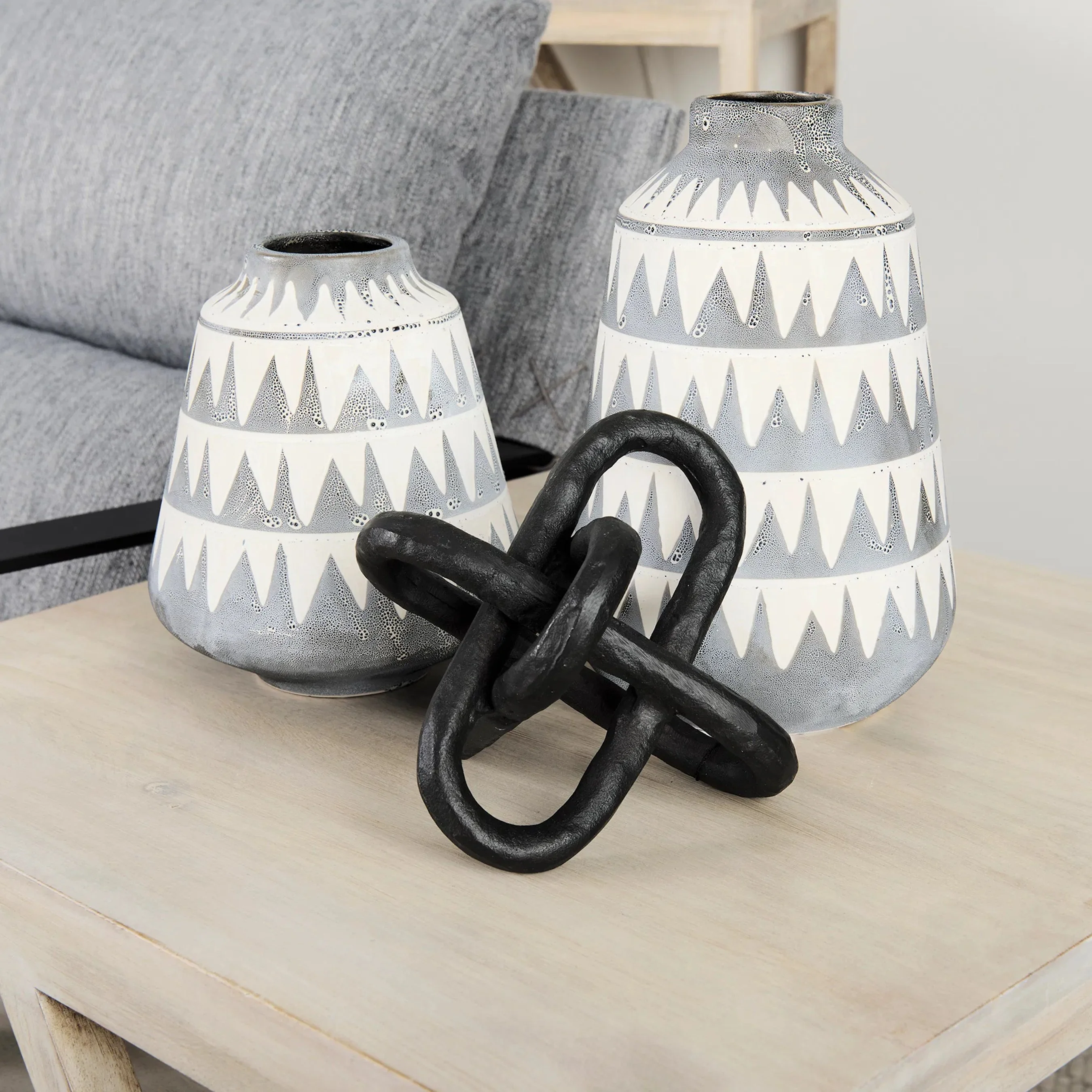 Delaney Patterned Vase - Image 4