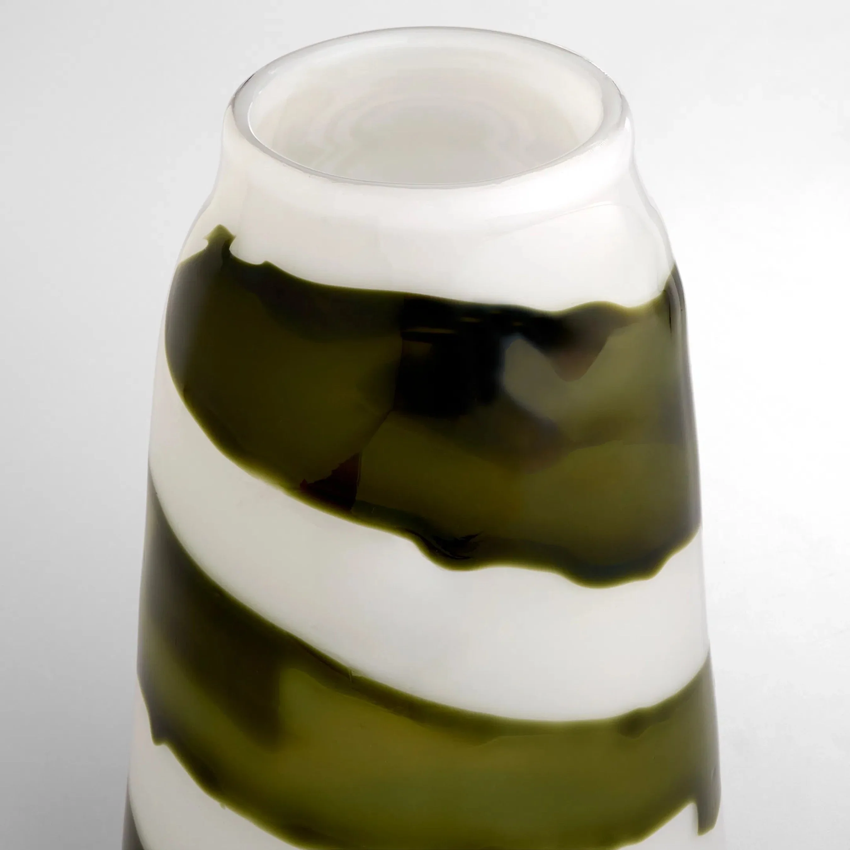 Denali Vase - Image 5