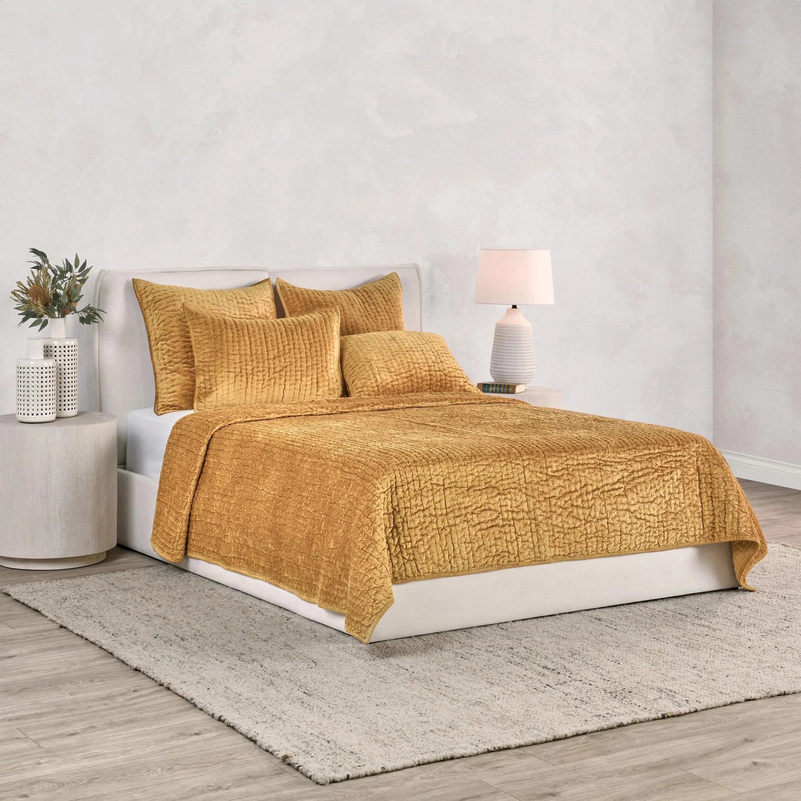 Dimitry 100% Rayon Velvet Bay Quilt - Image 129