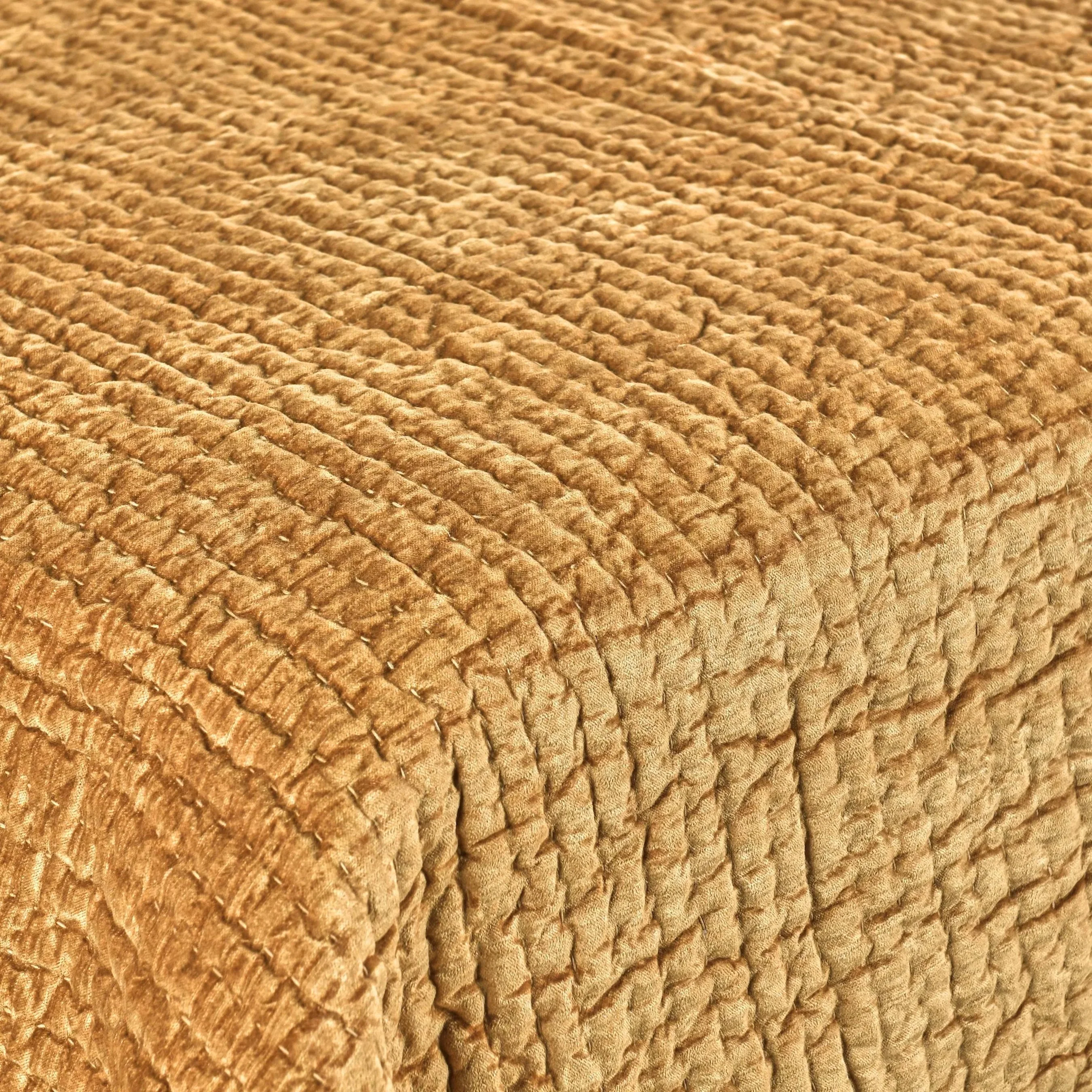 Dimitry 100% Rayon Velvet Bay Quilt - Image 51