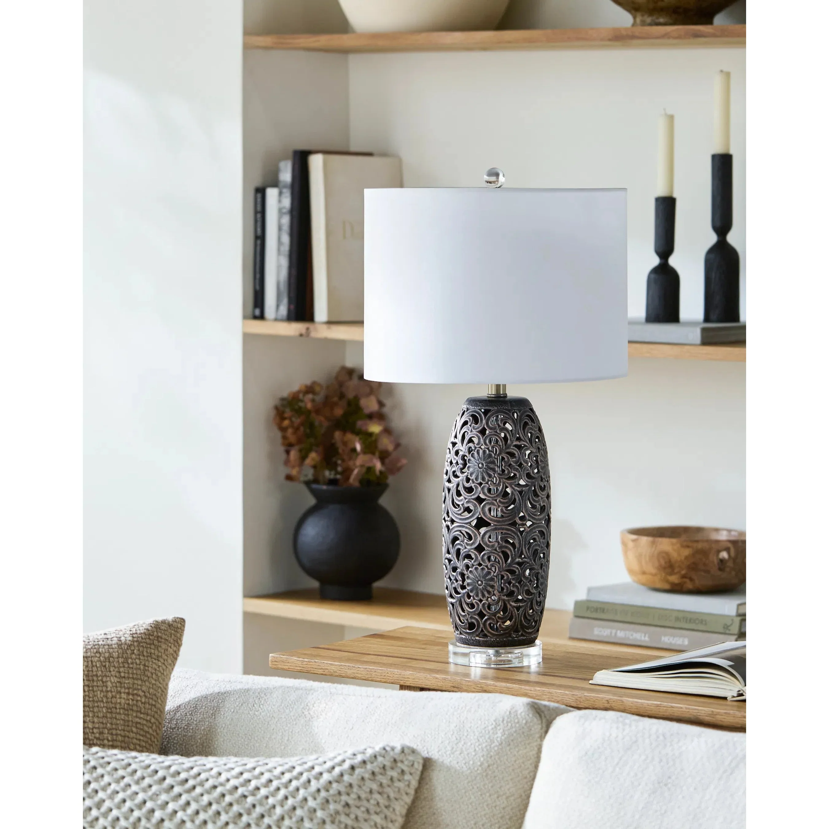 Dozza Accent Table Lamp - Image 3