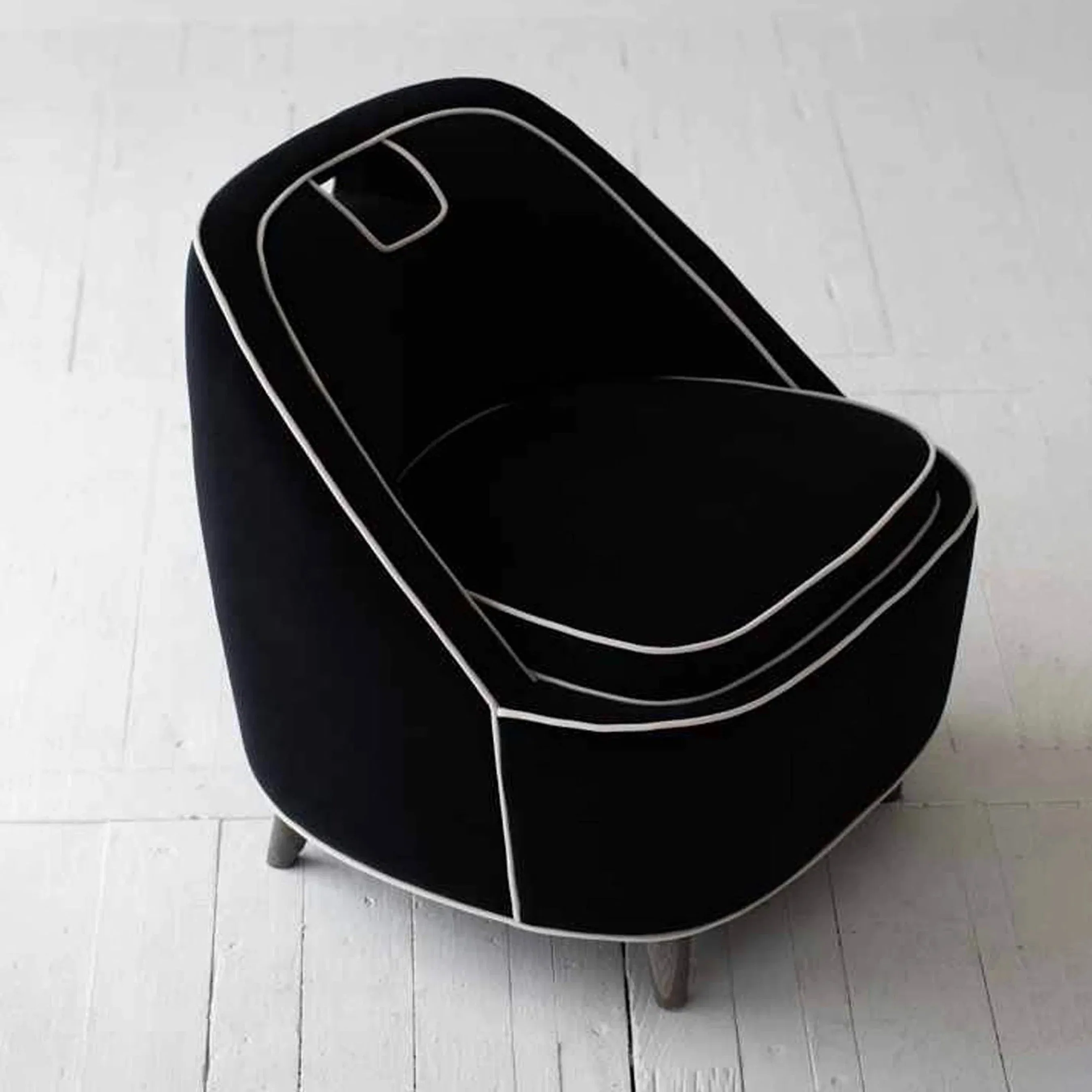 Ebony Club Chair - Image 3