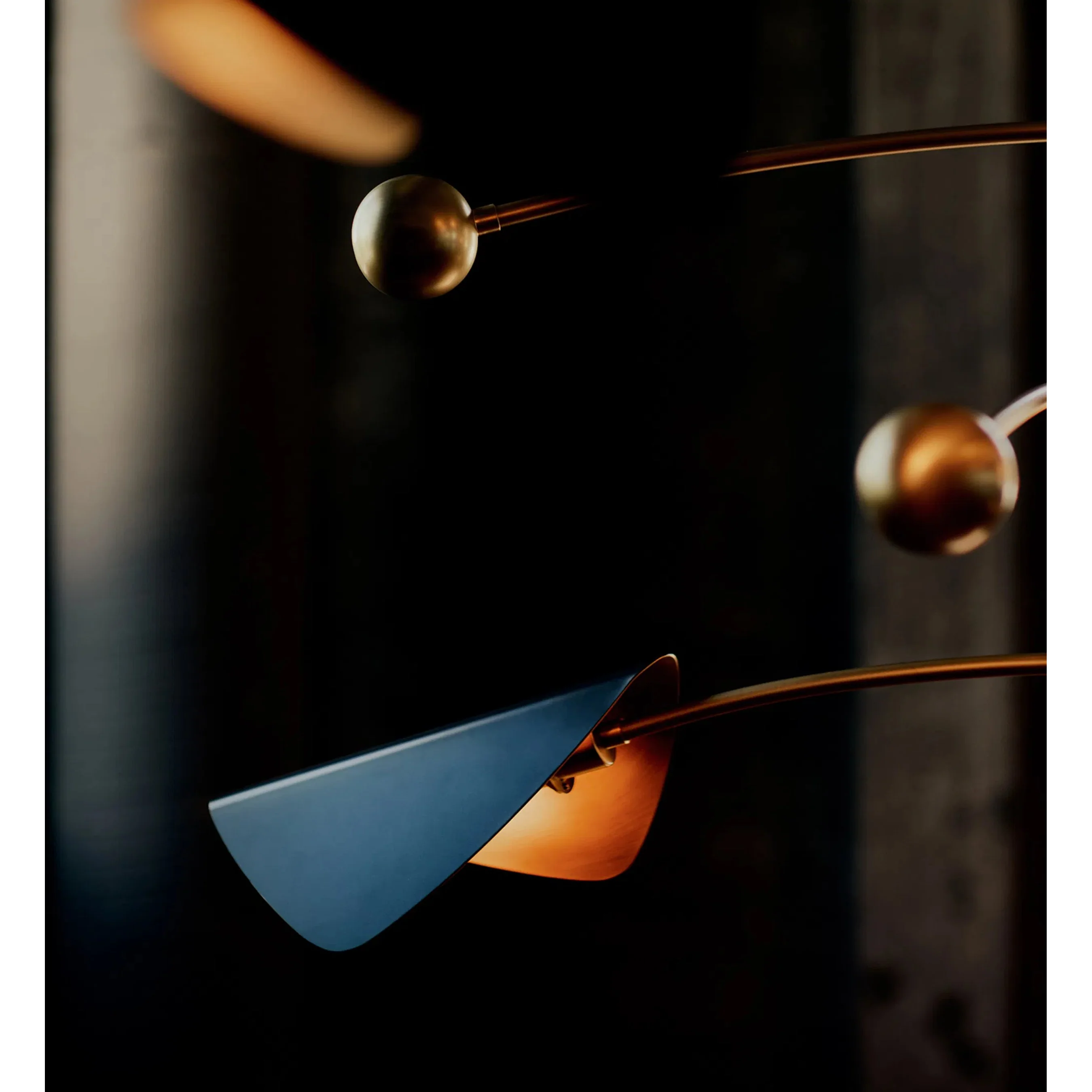 Eclipse Chandelier - Image 8