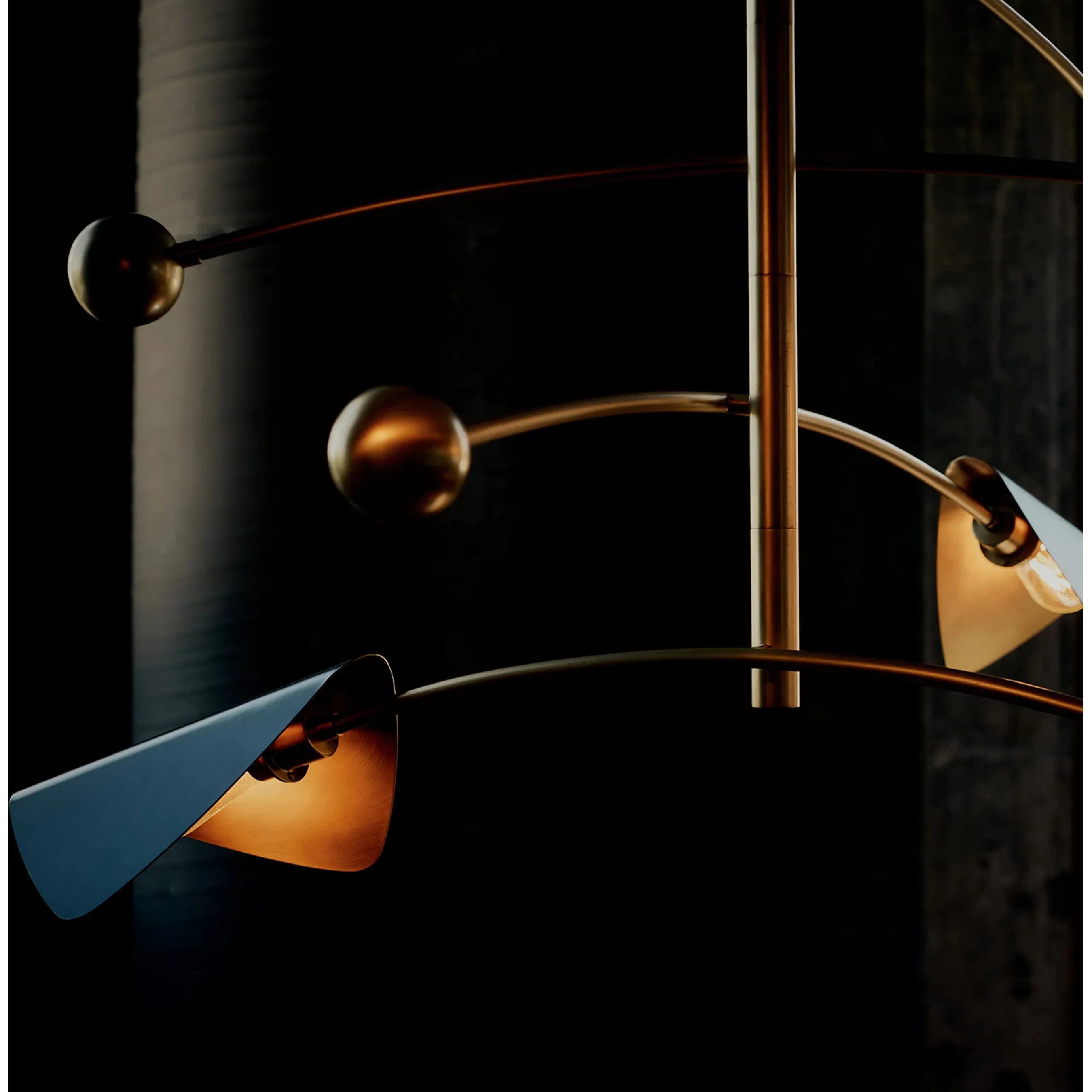 Eclipse Chandelier - Image 9