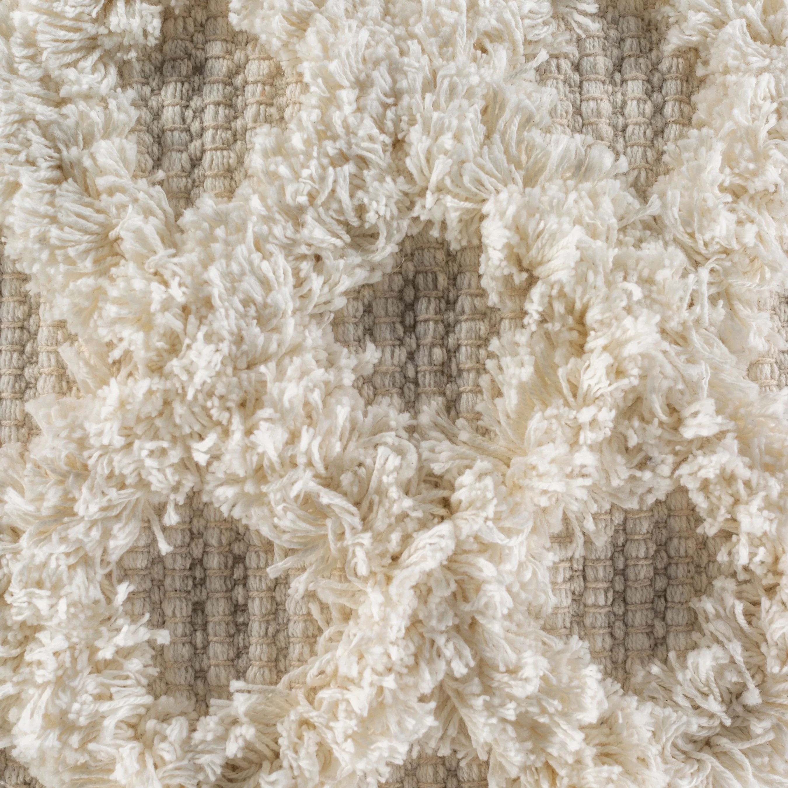 Edric Pillow - 13533 - Image 4