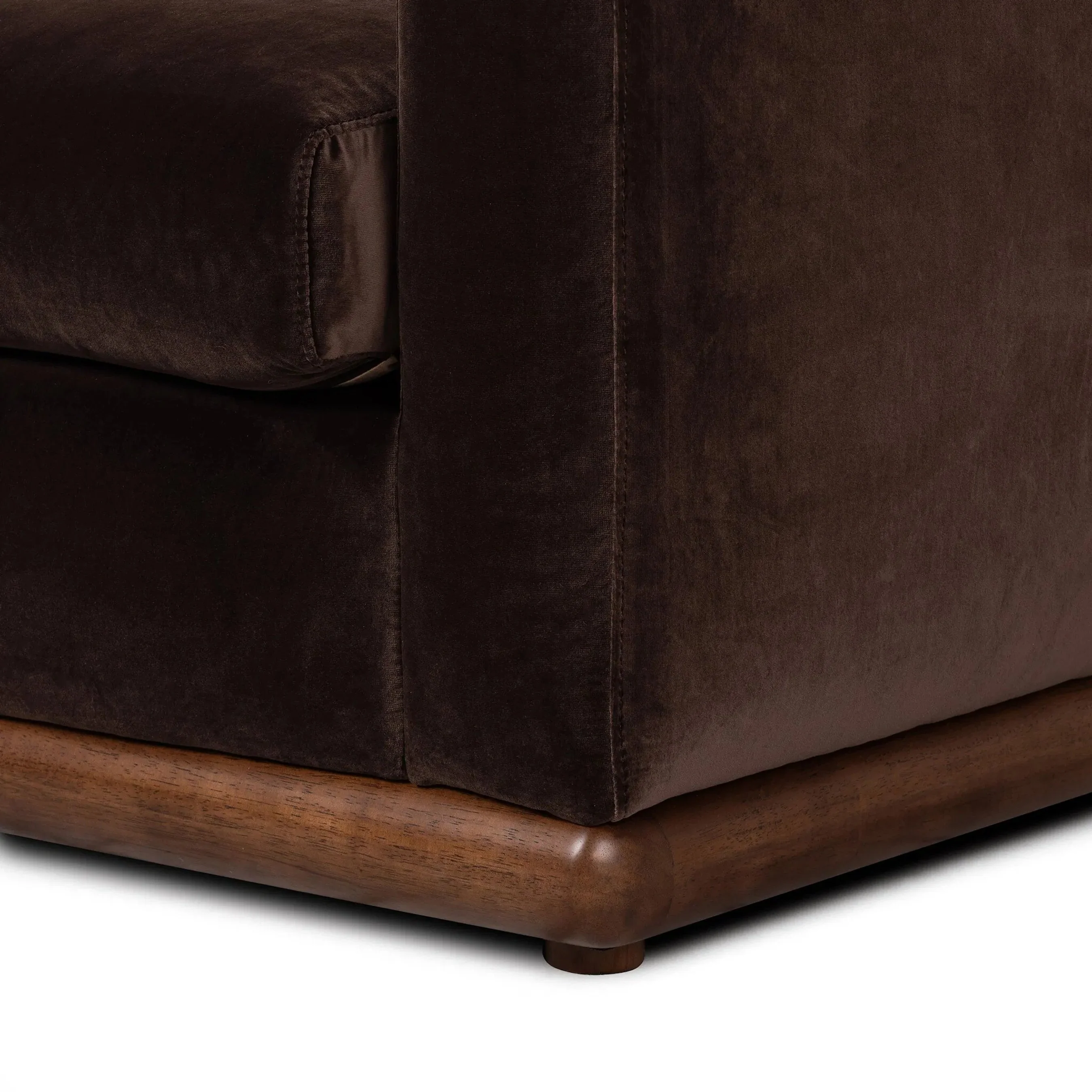 Elizabeth Sofa - Image 21