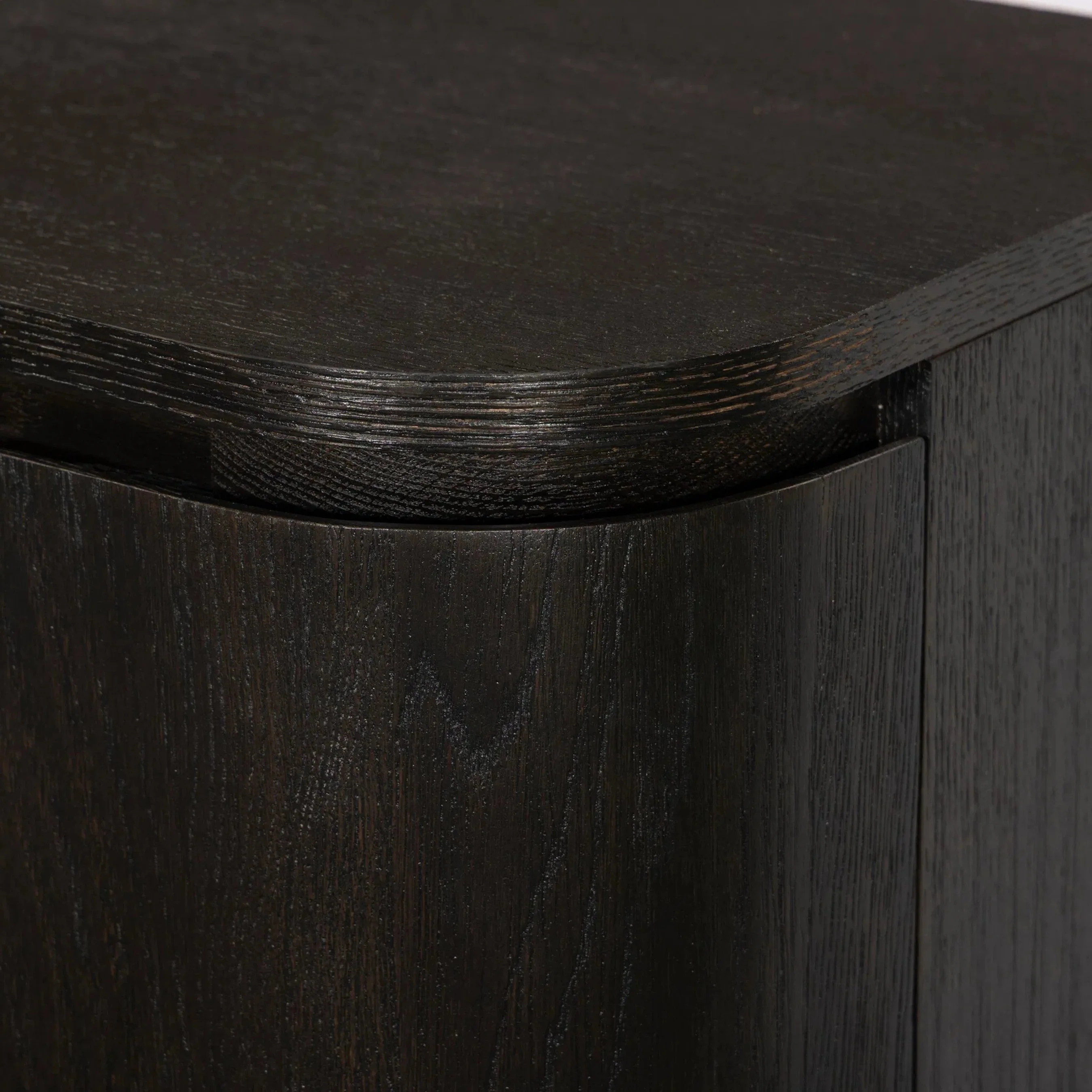 Elle Media Console - Image 7