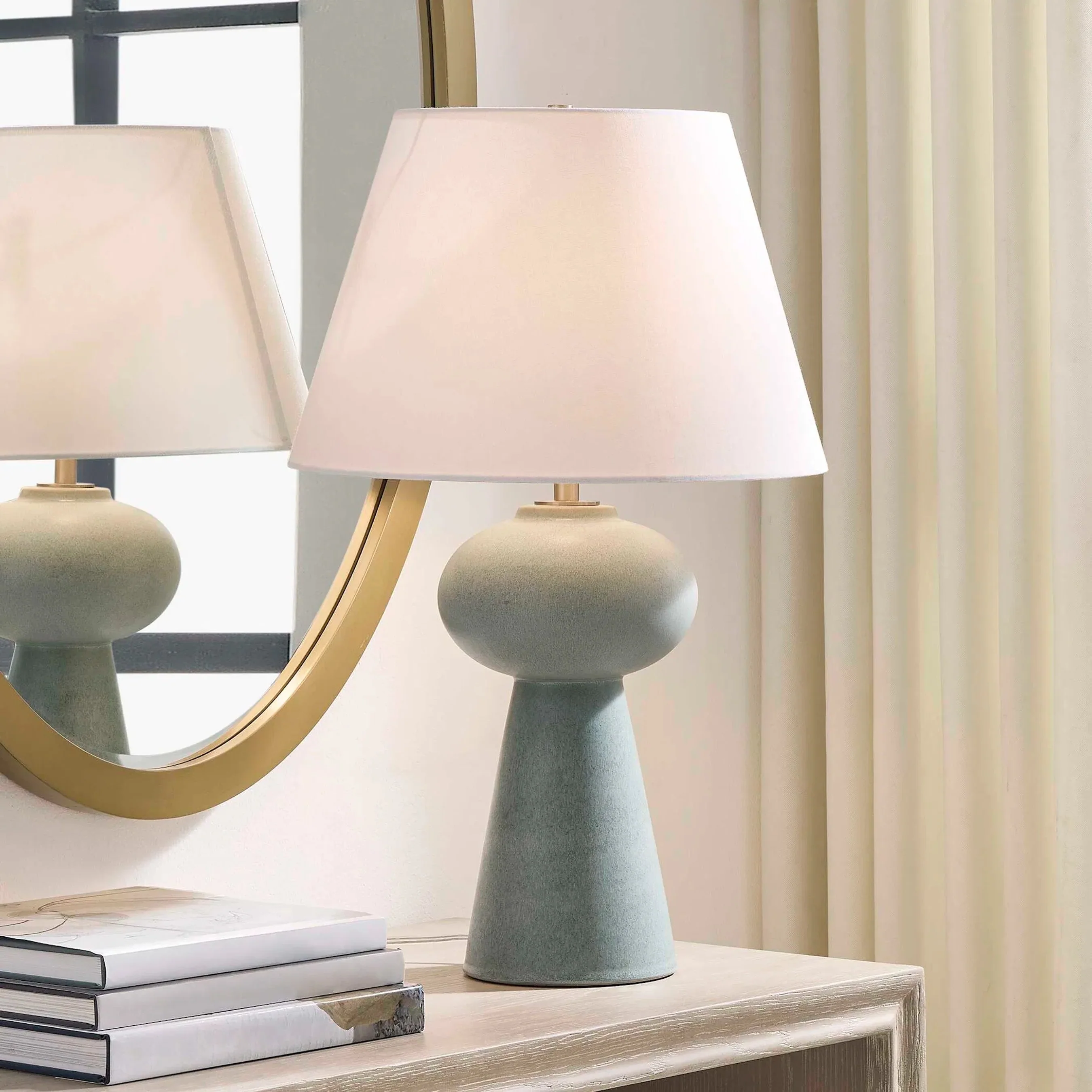 Elwyn Table Lamp - Image 4
