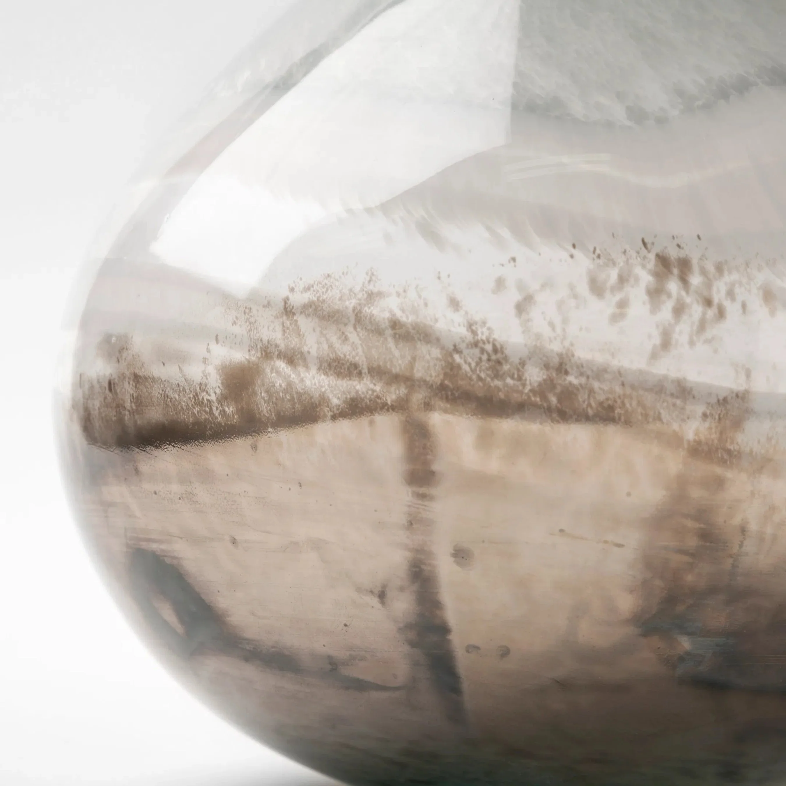 Erie I Two Toned Sky Dark Blown Vase - Image 7