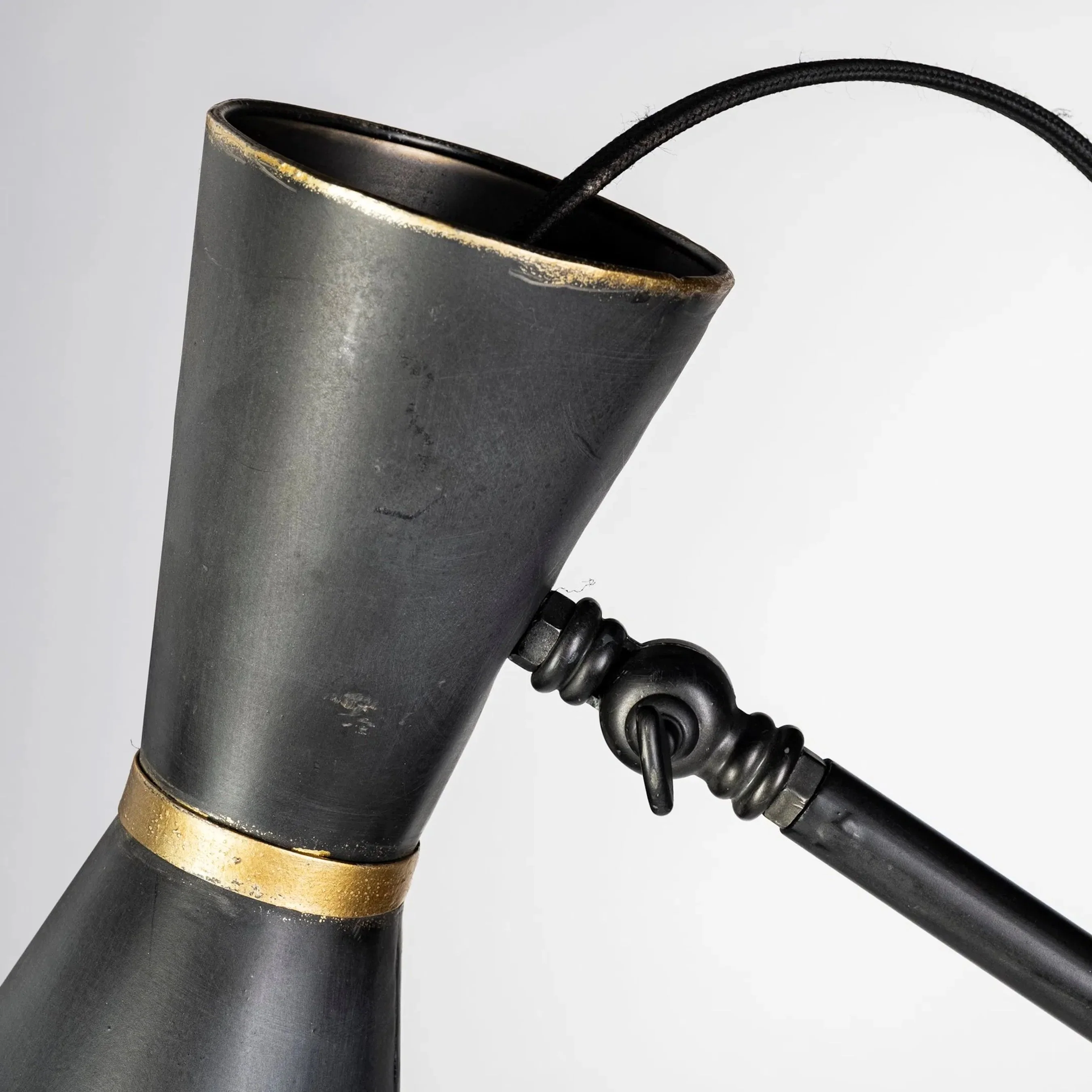 Eris Floor Lamp - Image 2