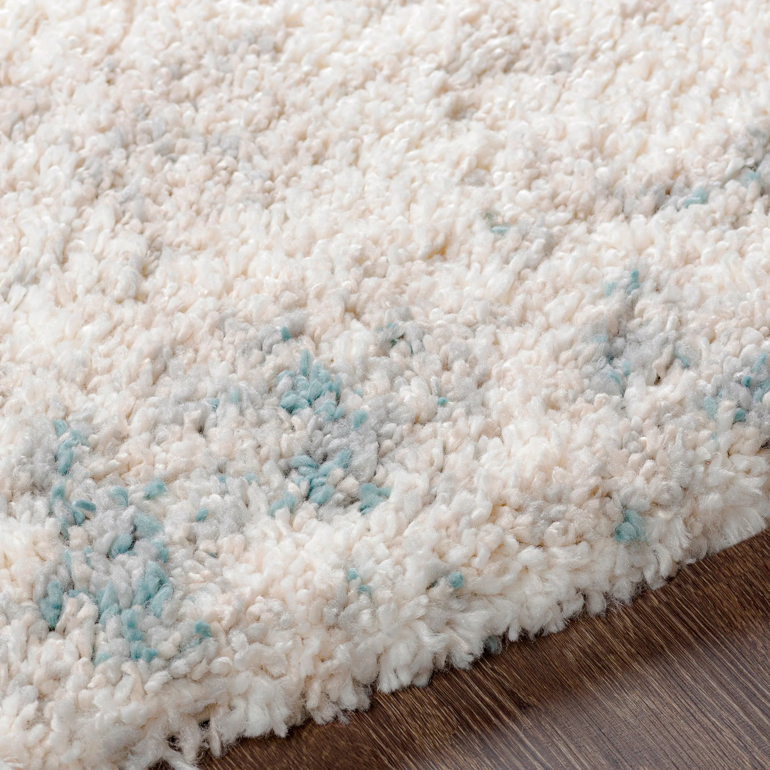 Eskimo Shag Rug - Image 8