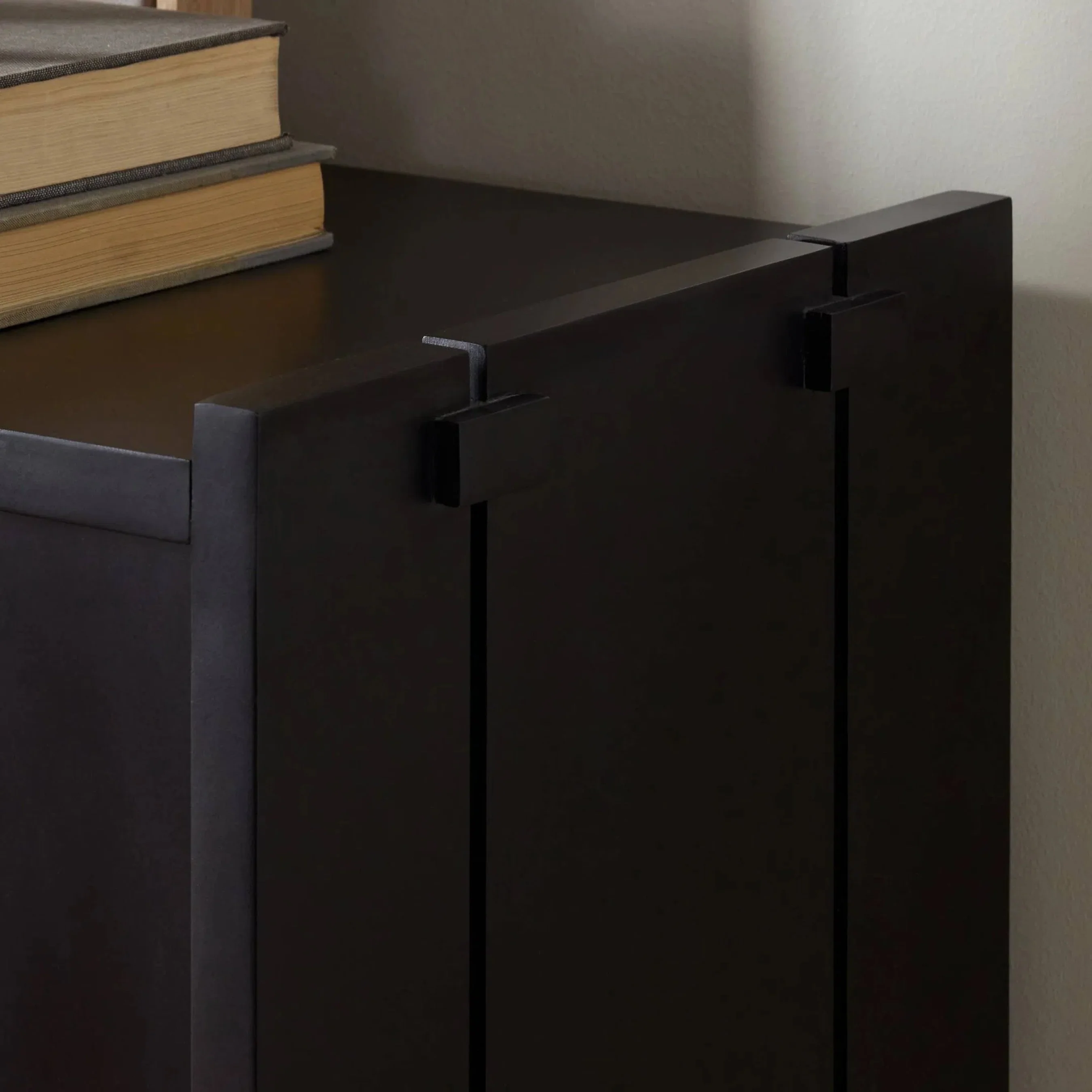 Etro Media Console - Image 23
