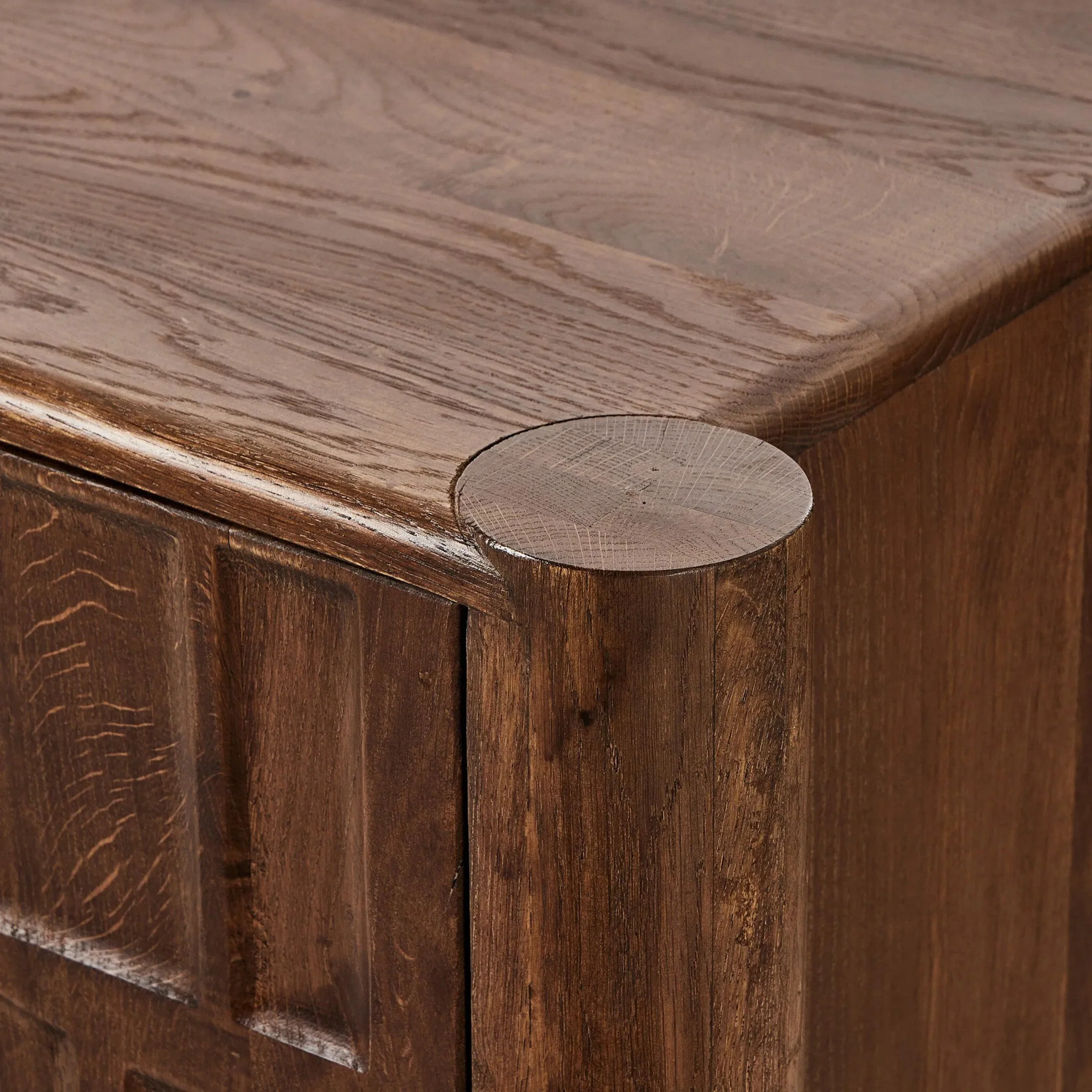 Ezri Bar Cabinet - Image 16