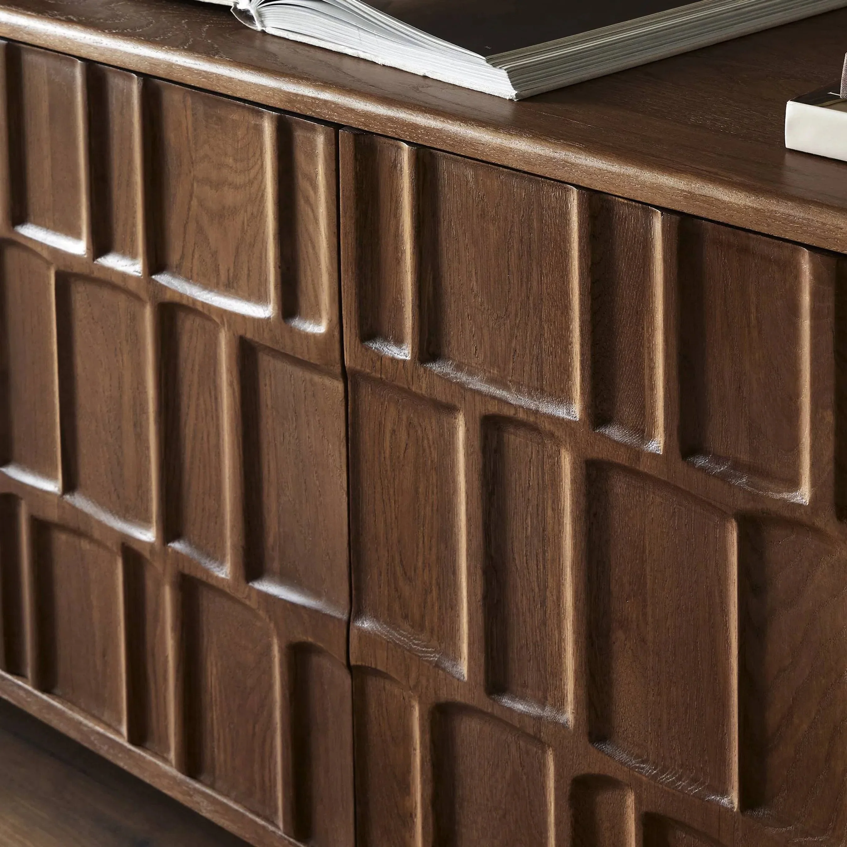 Ezri Media Console - Image 22