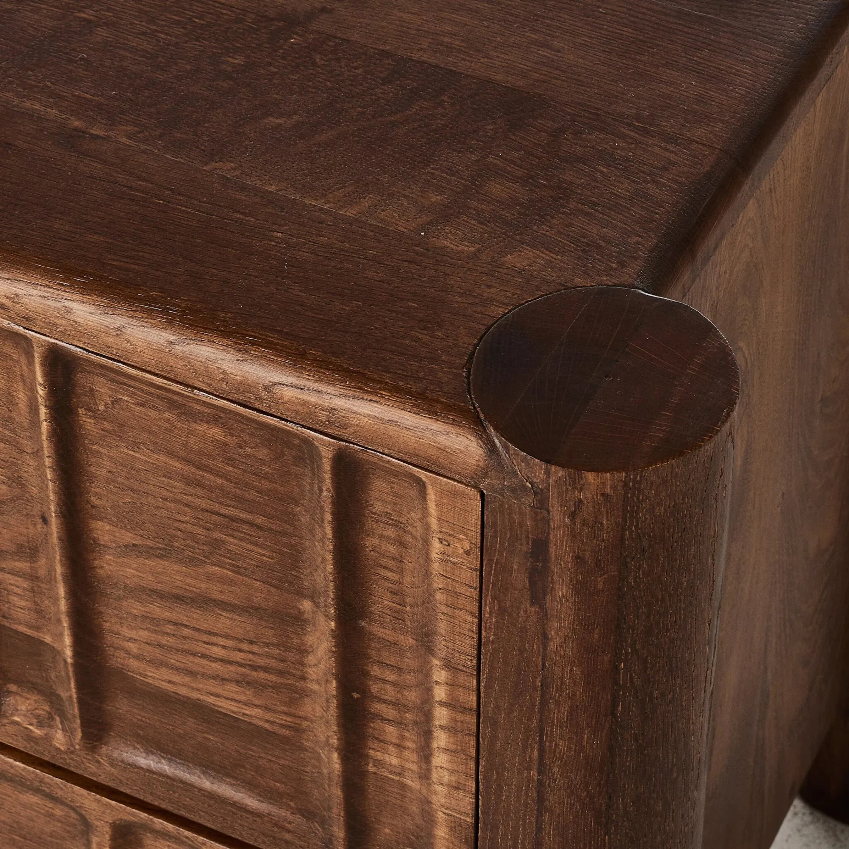 Ezri Nightstand - Image 15