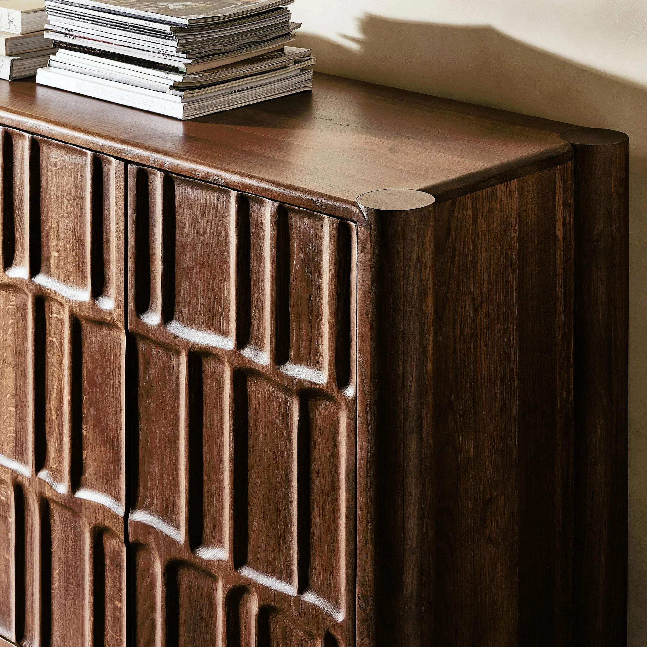 Ezri Sideboard - Image 24