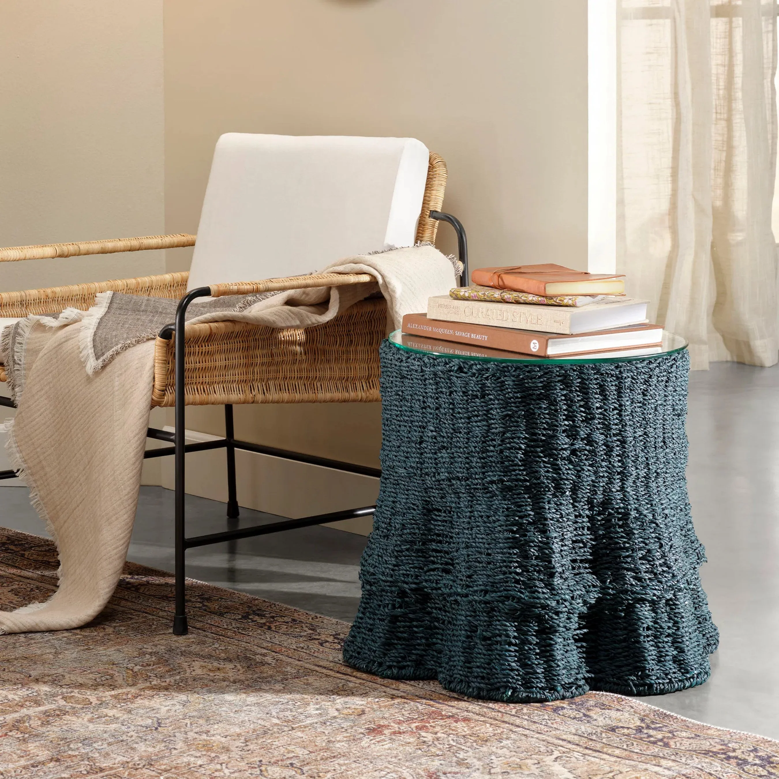 Falda Side Table - Image 5