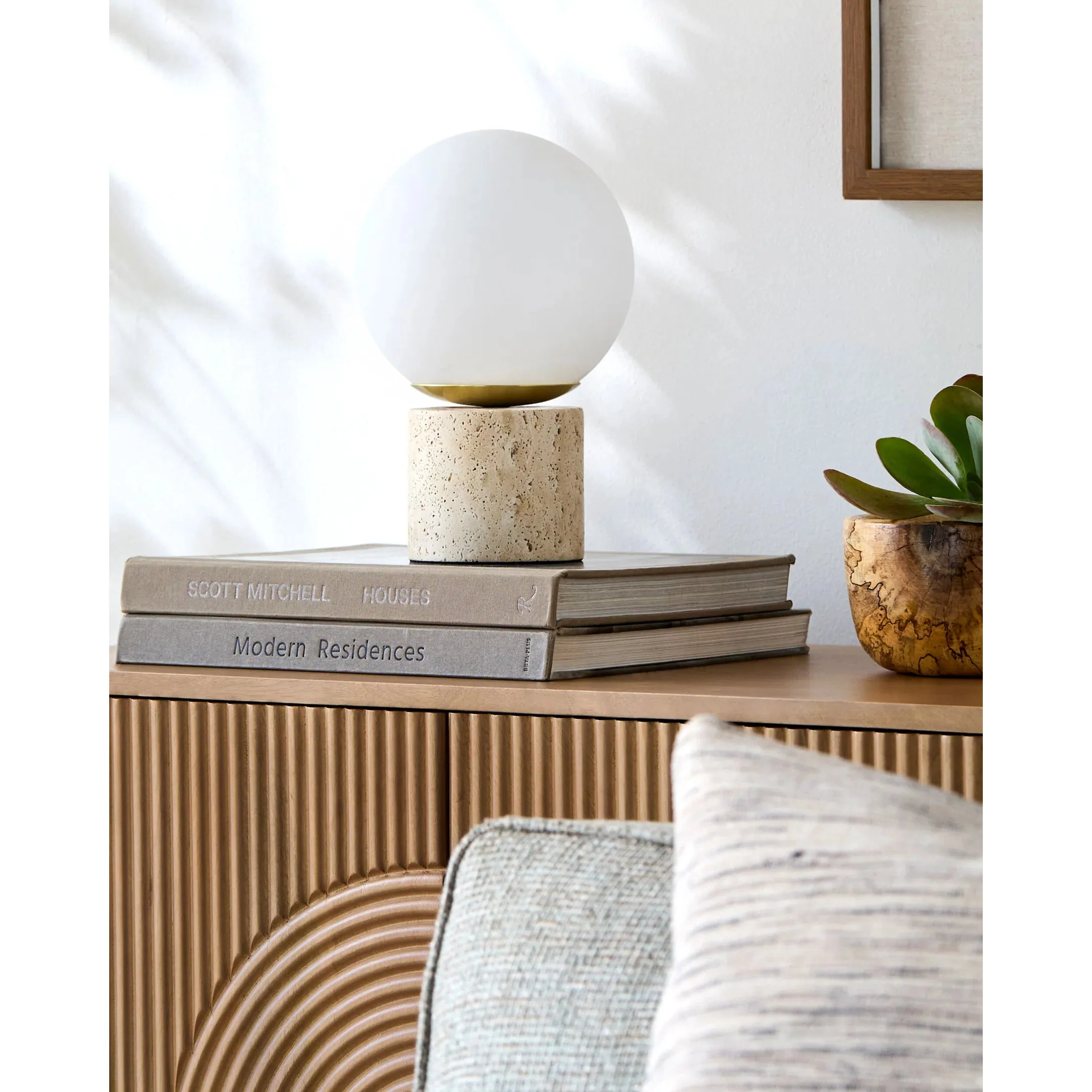Fana Short Accent Table Lamp - Image 3