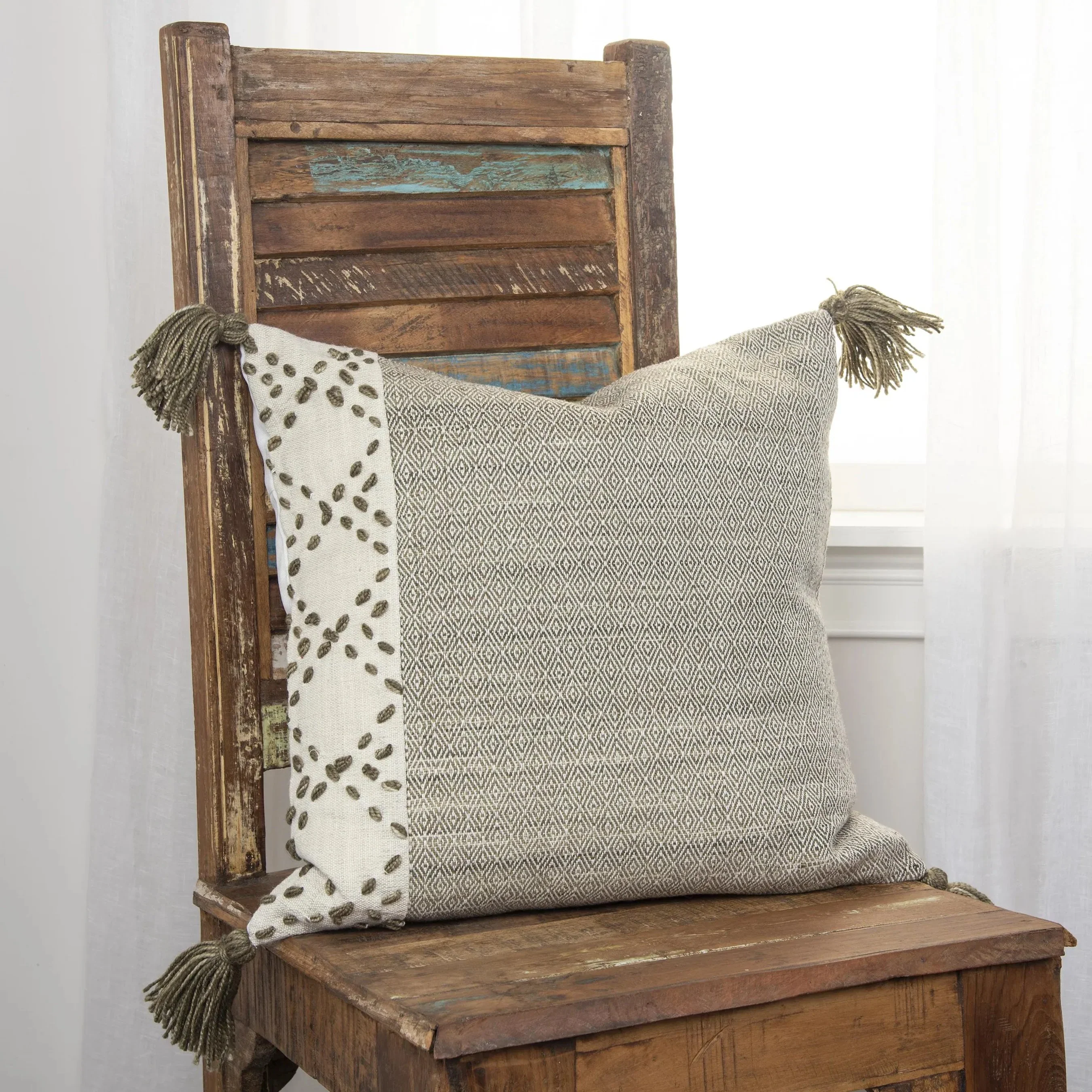 Faulkner Indoor/Outdoor Pillow - Image 4