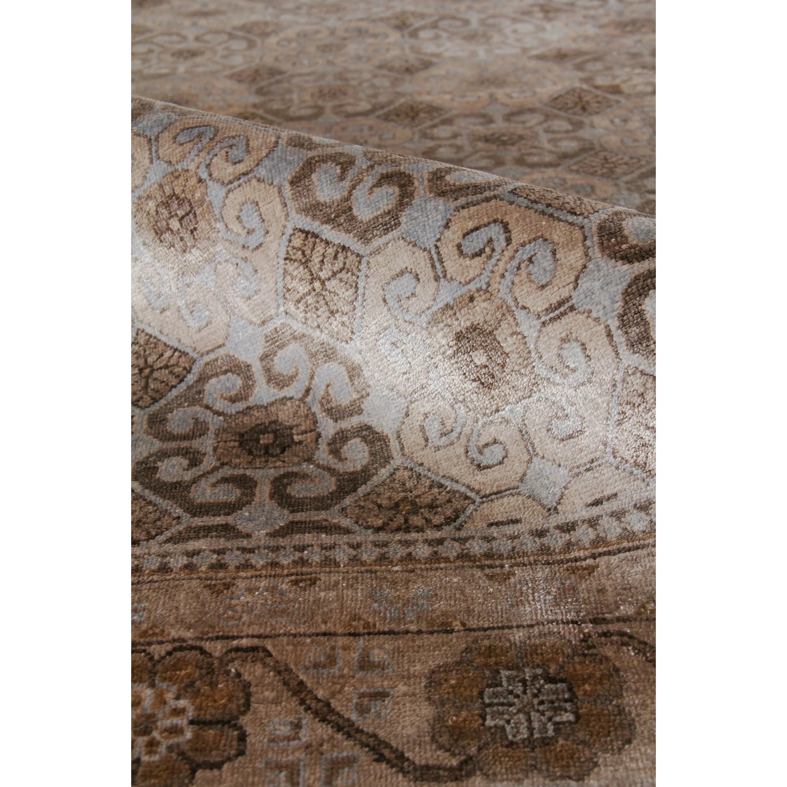 Fine Khotan Rug - Image 3