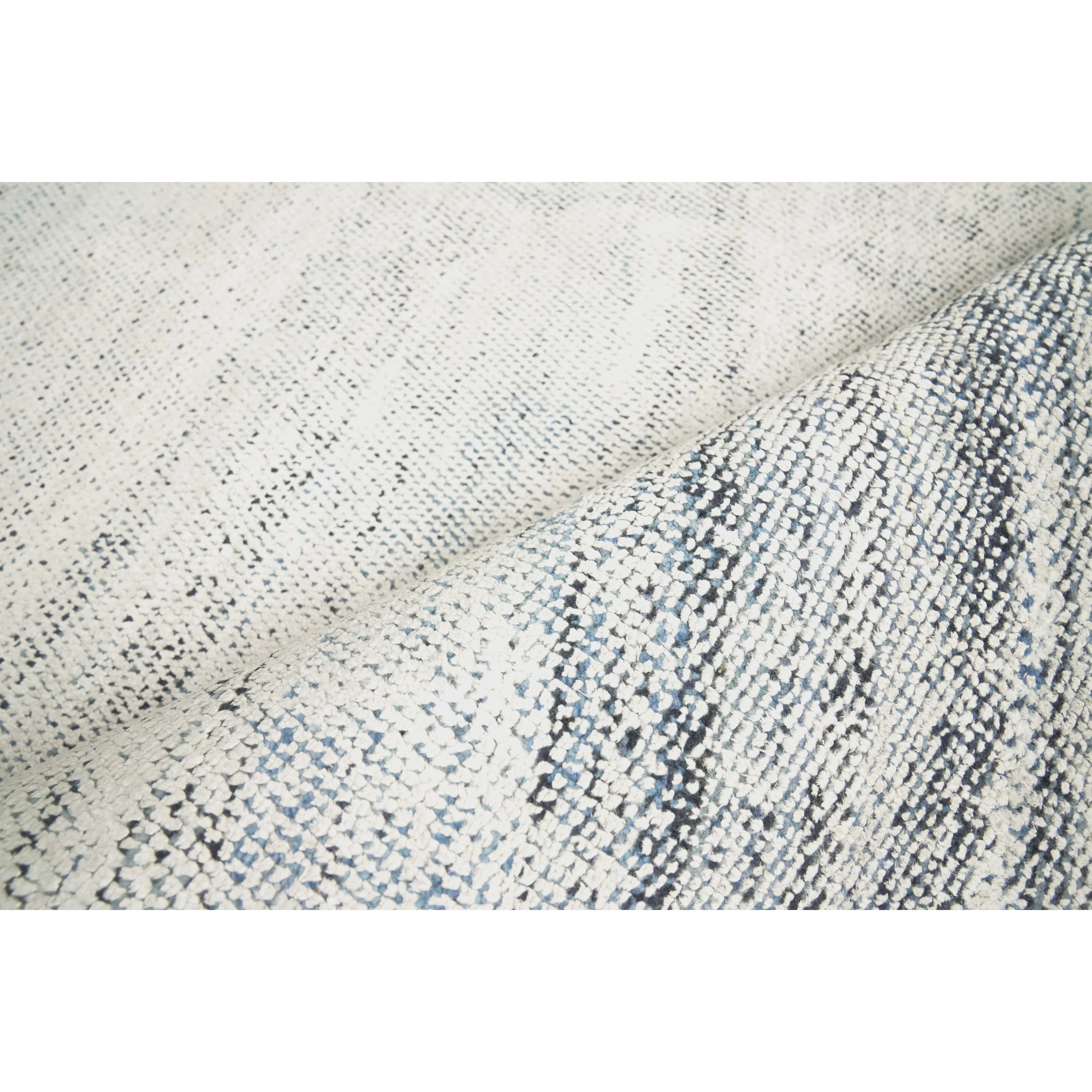 Fine Pure Silk Rug - Image 3