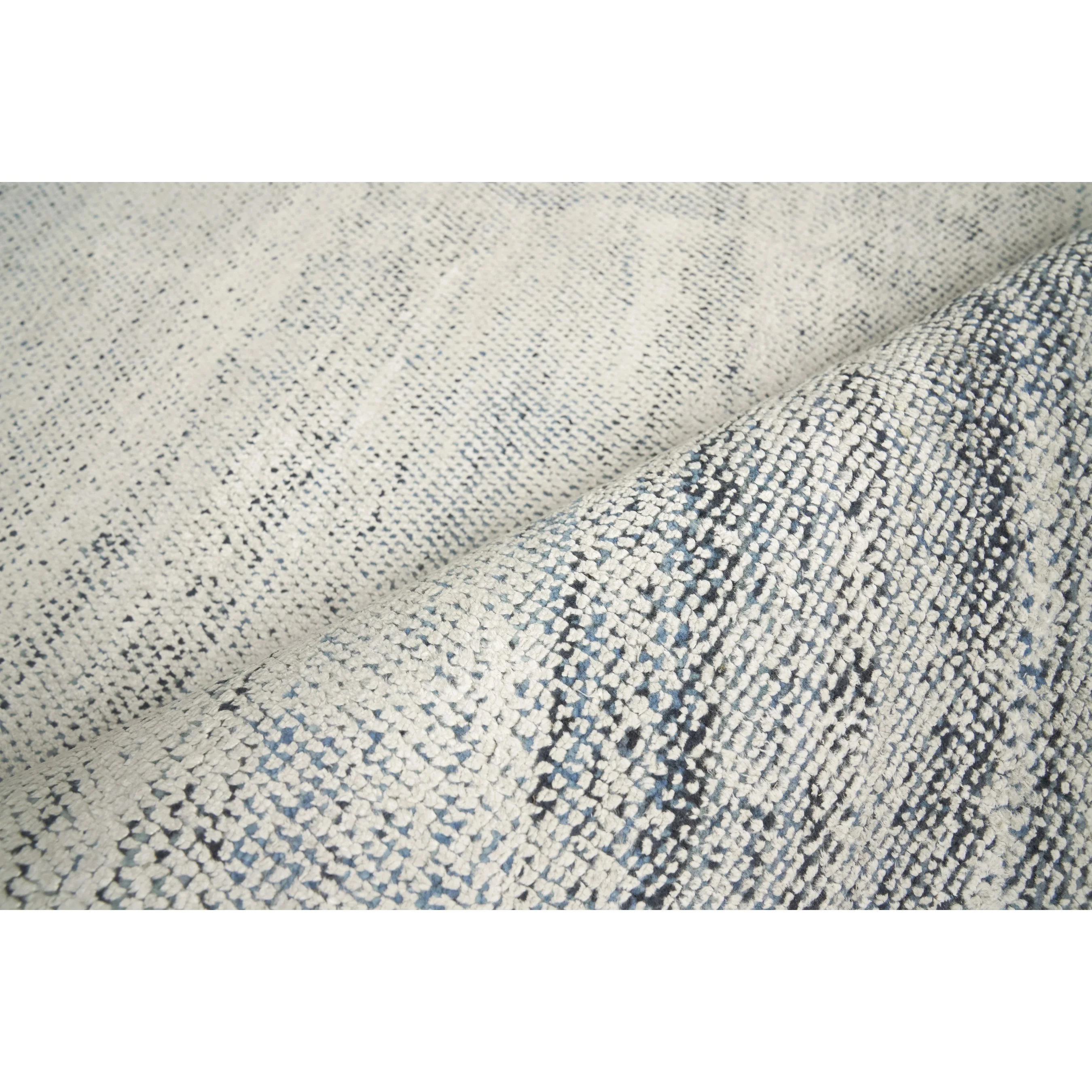 Fine Pure Silk Rug - Image 4