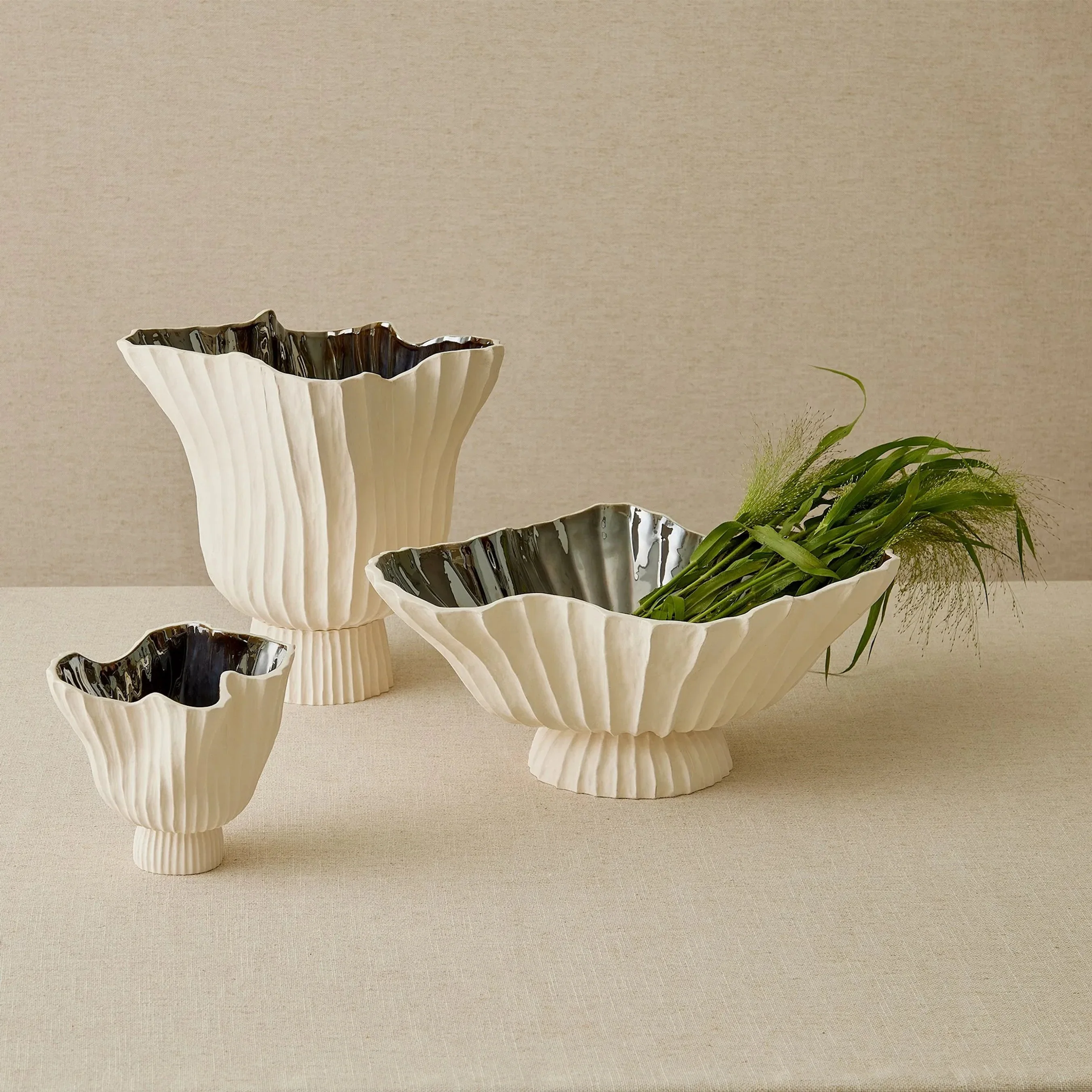 Folha Footed Bowl - Image 3
