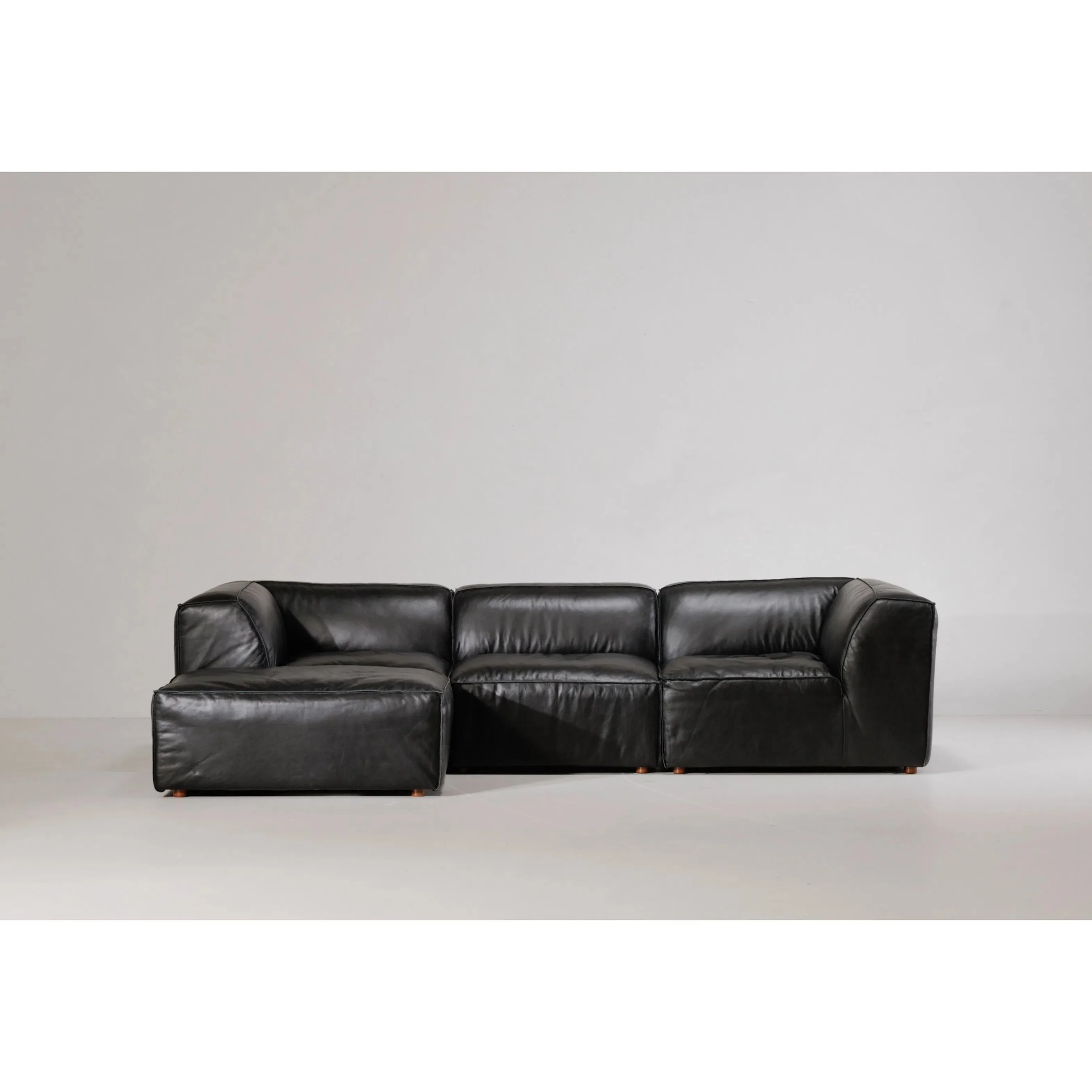 Form Slipper Chair - Image 23