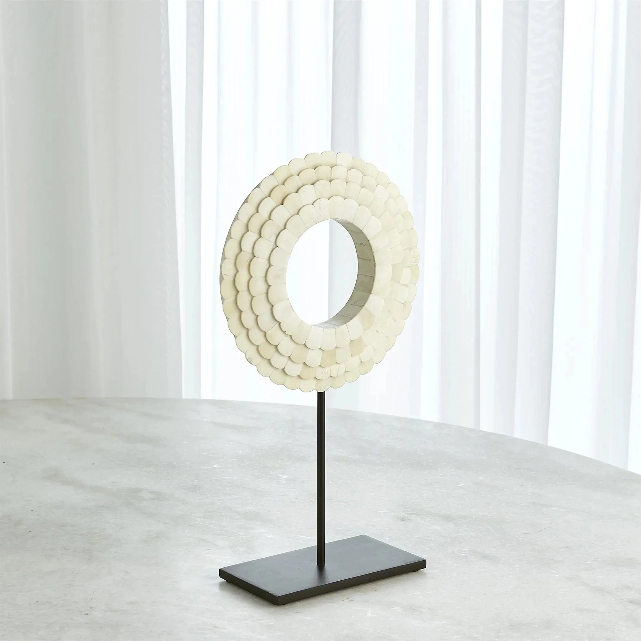 Four Layer Horn Scalloped Mounted Ring - Image 8