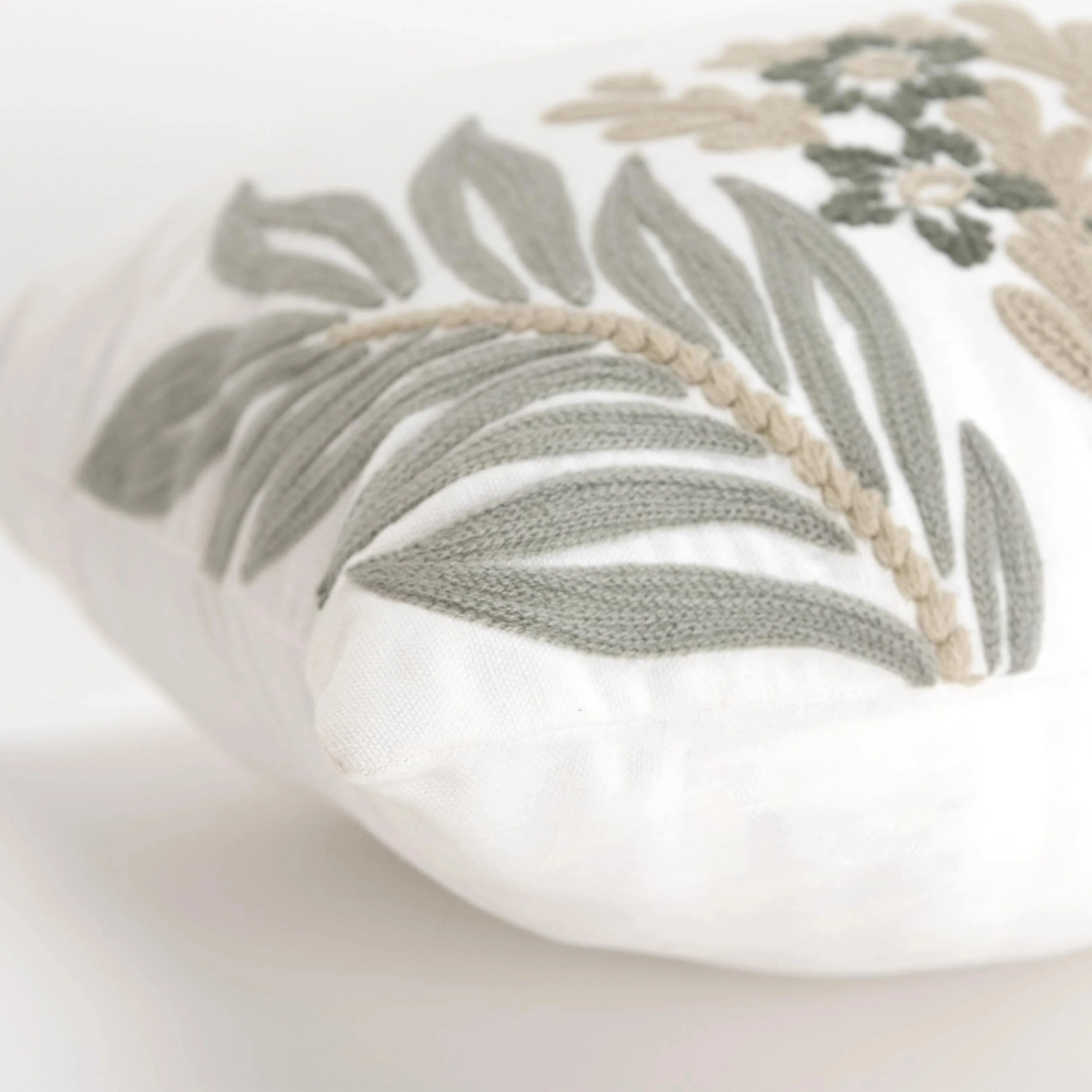 Franklin Pillow - Image 2