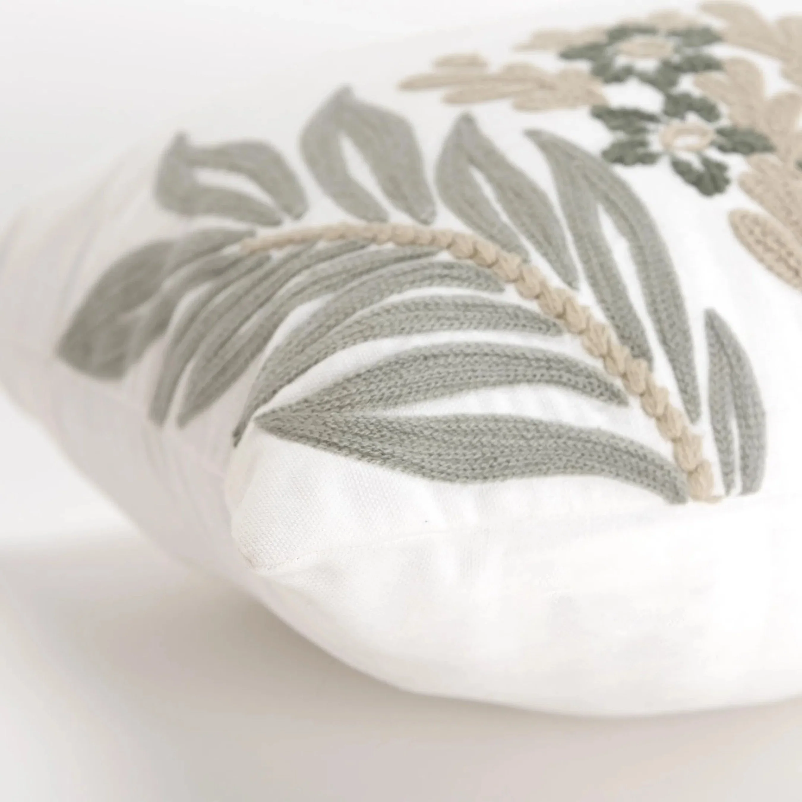 Franklin Pillow - Image 2