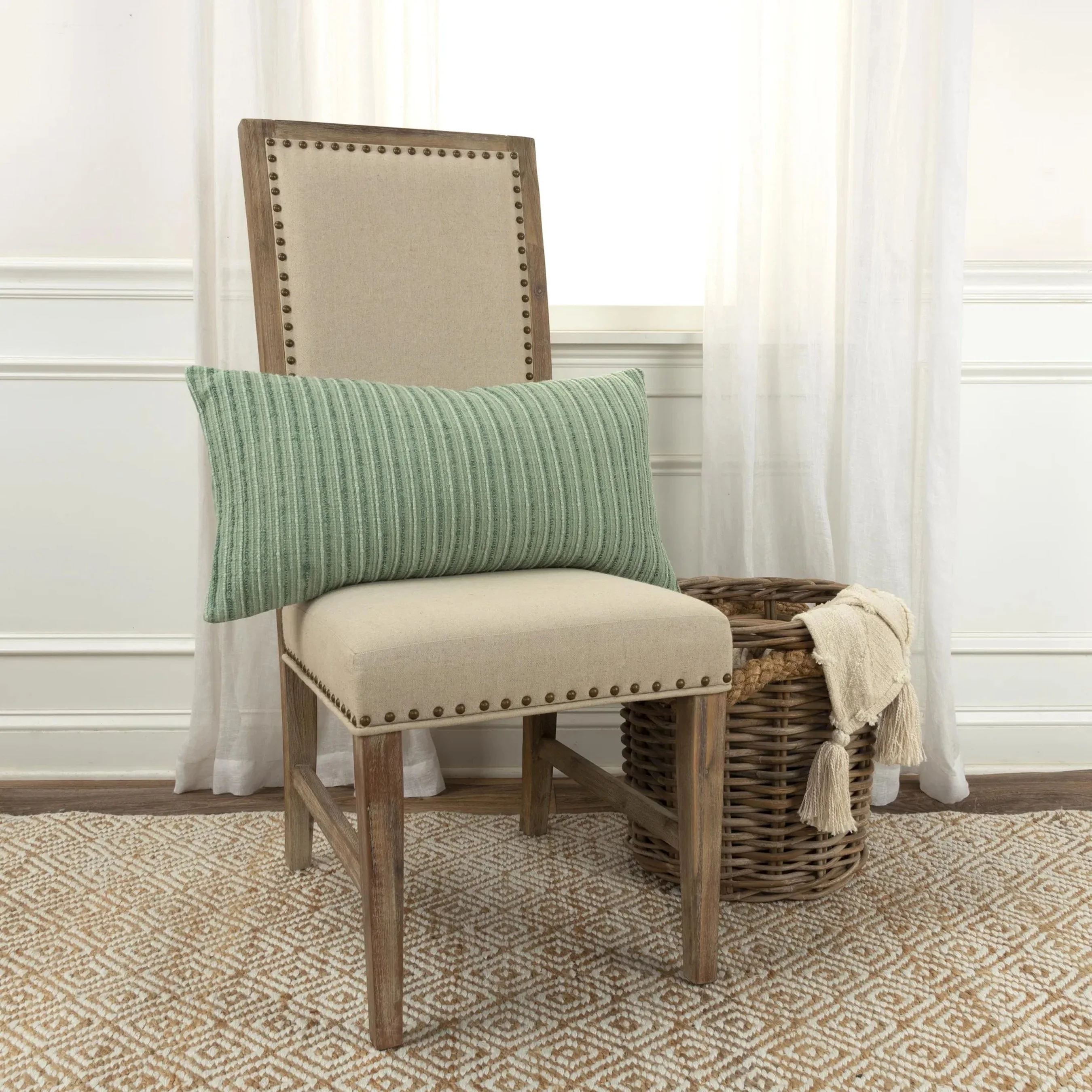 Garland Pillow - Image 4