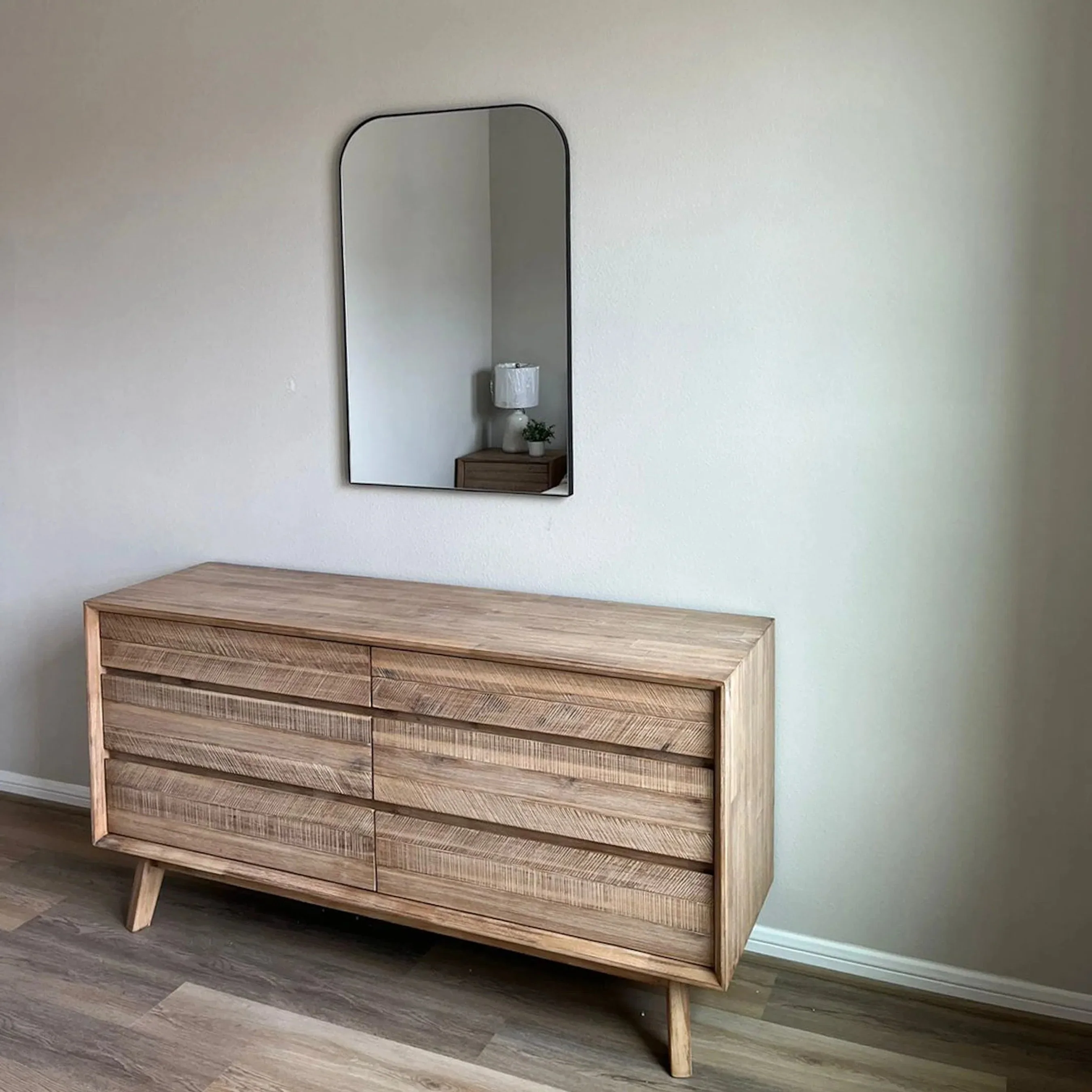 Gia Dresser - Image 12