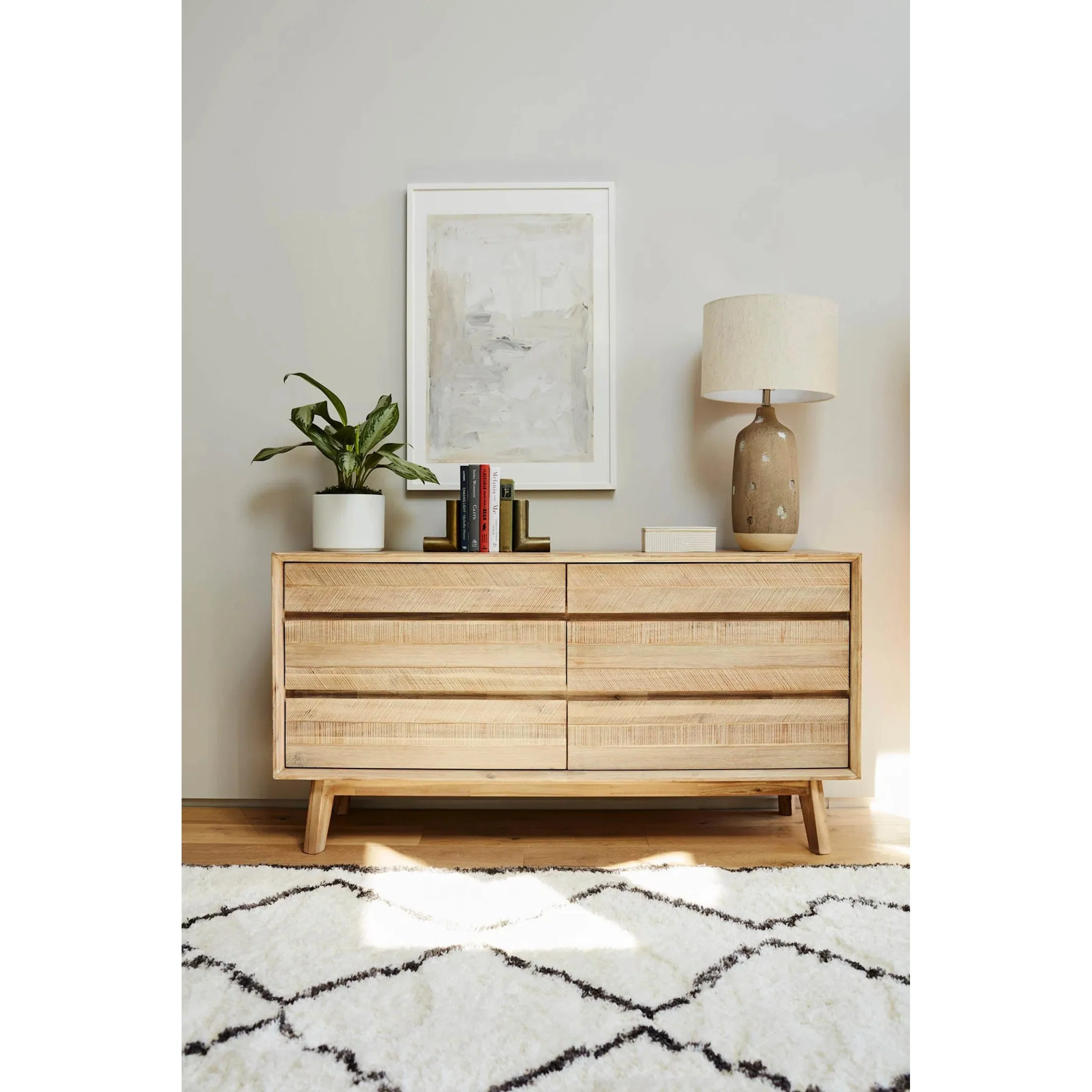 Gia Dresser - Image 16