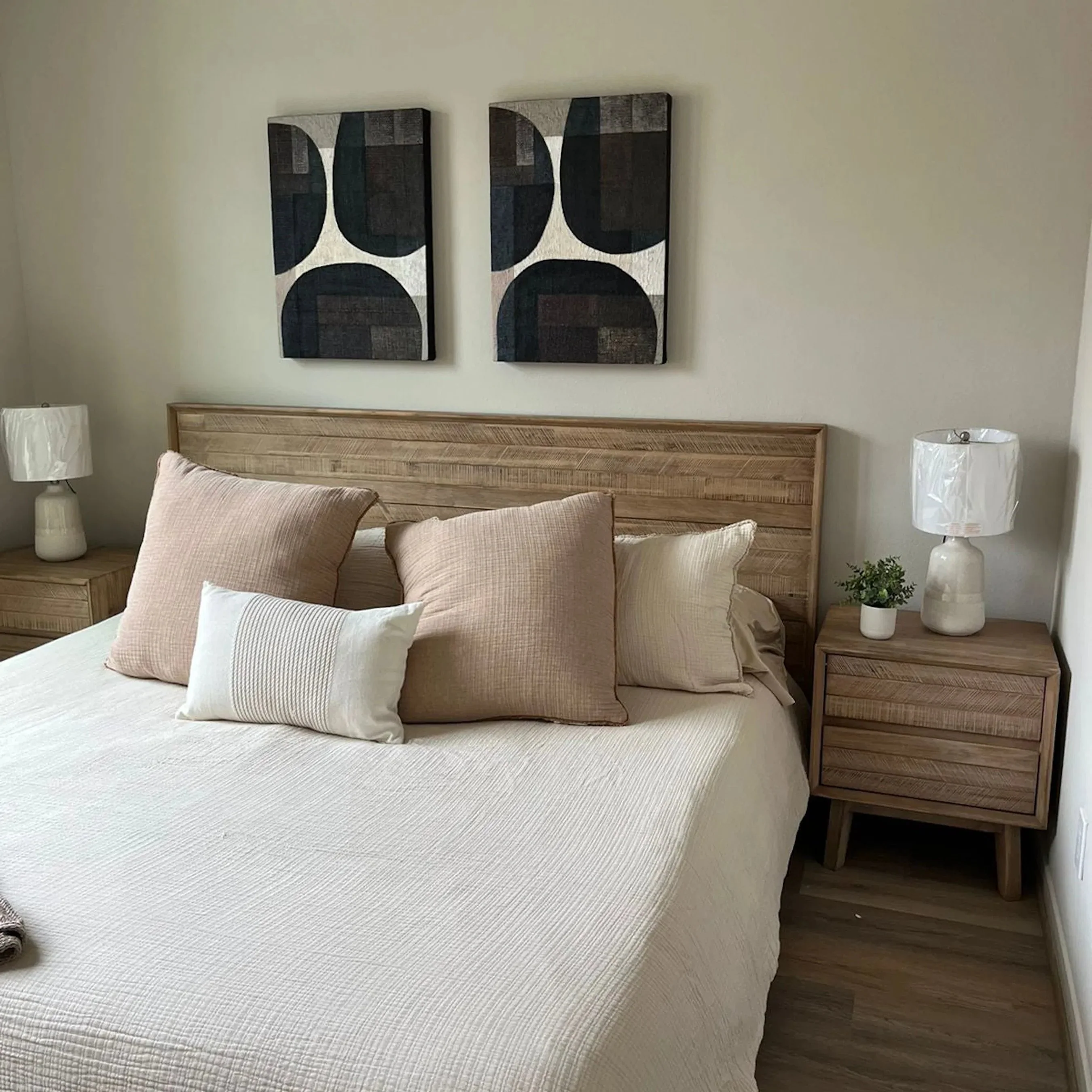 Gia Nightstand - Image 15