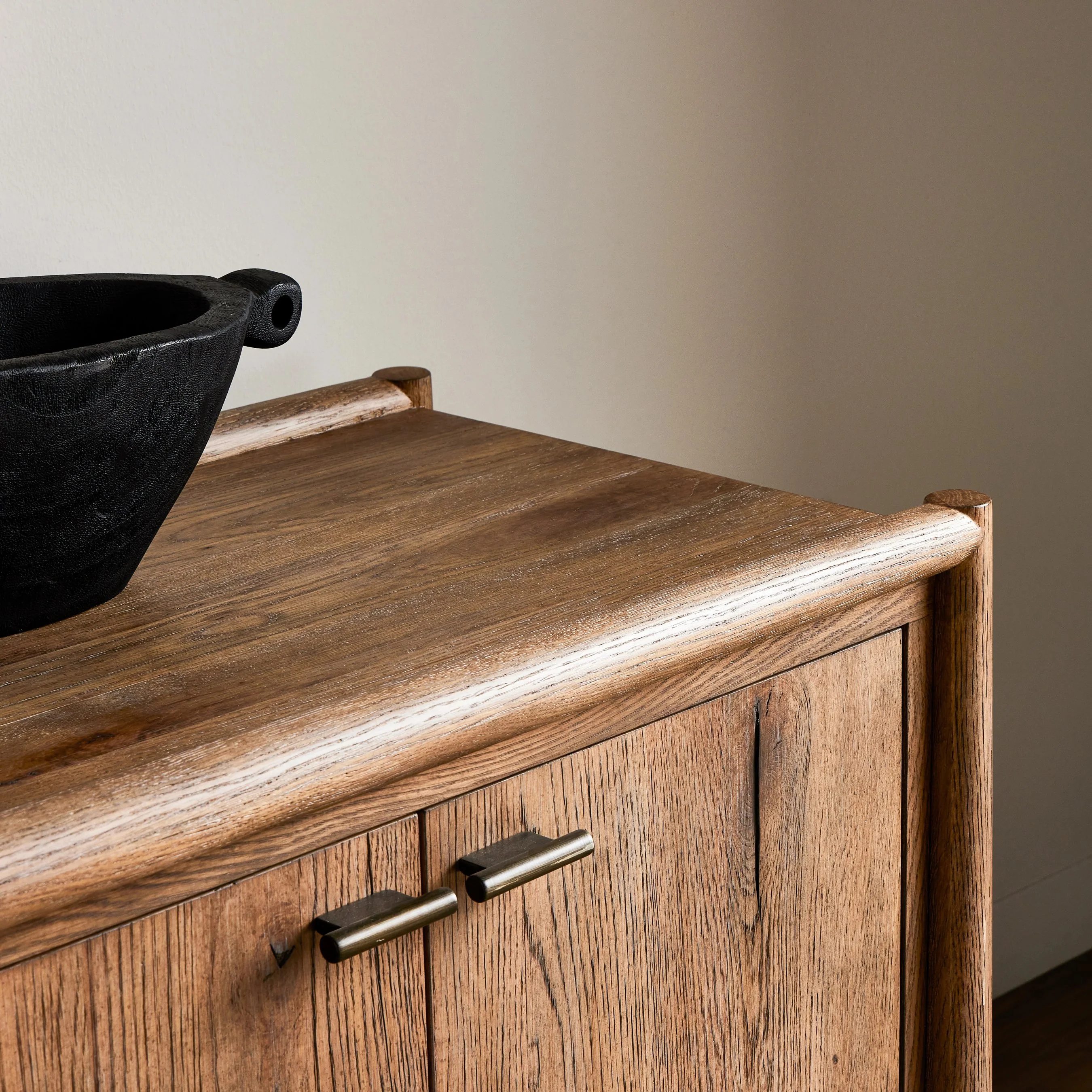Glenview 6 Door Sideboard - Image 7