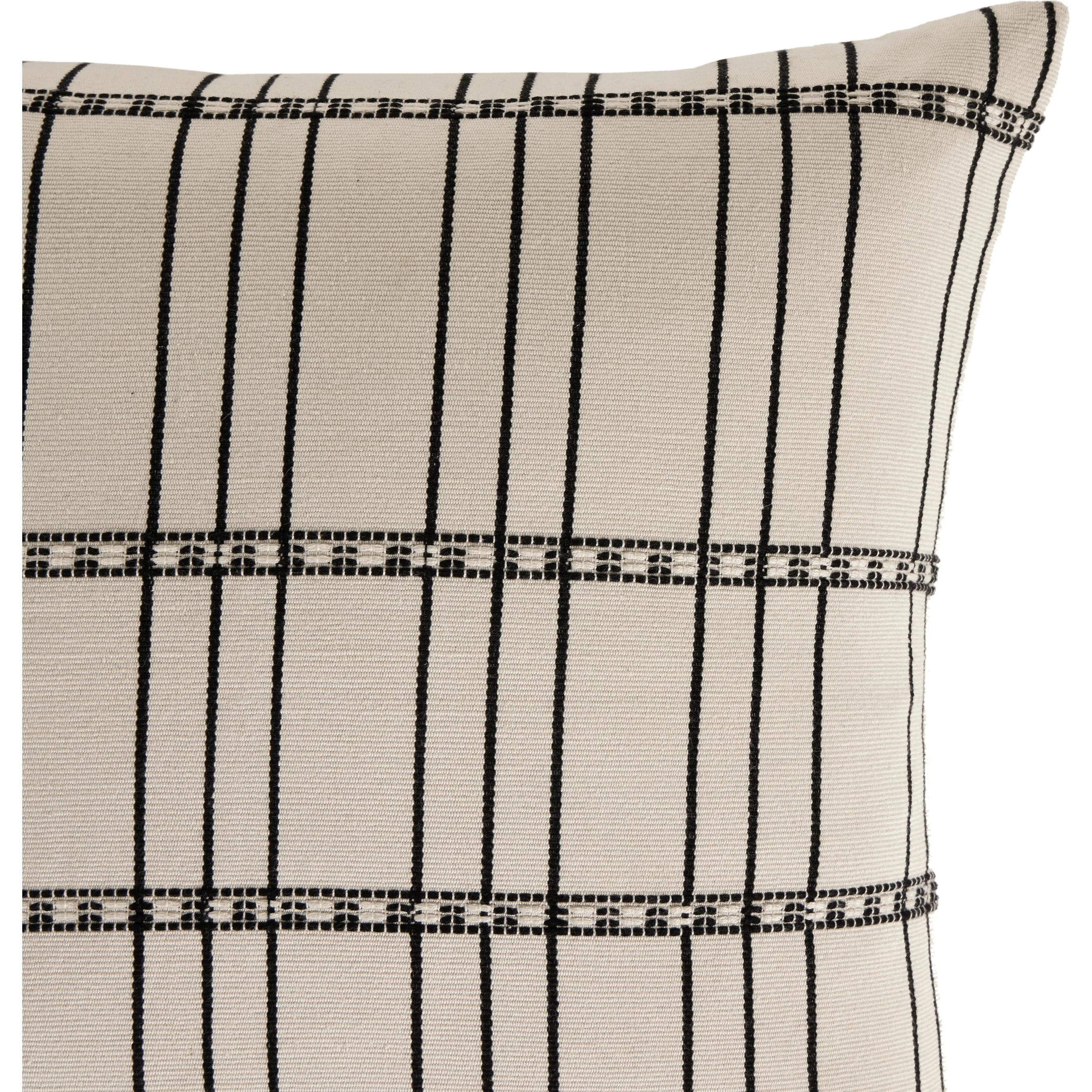 Handwoven Chiapas Pillow - Image 4