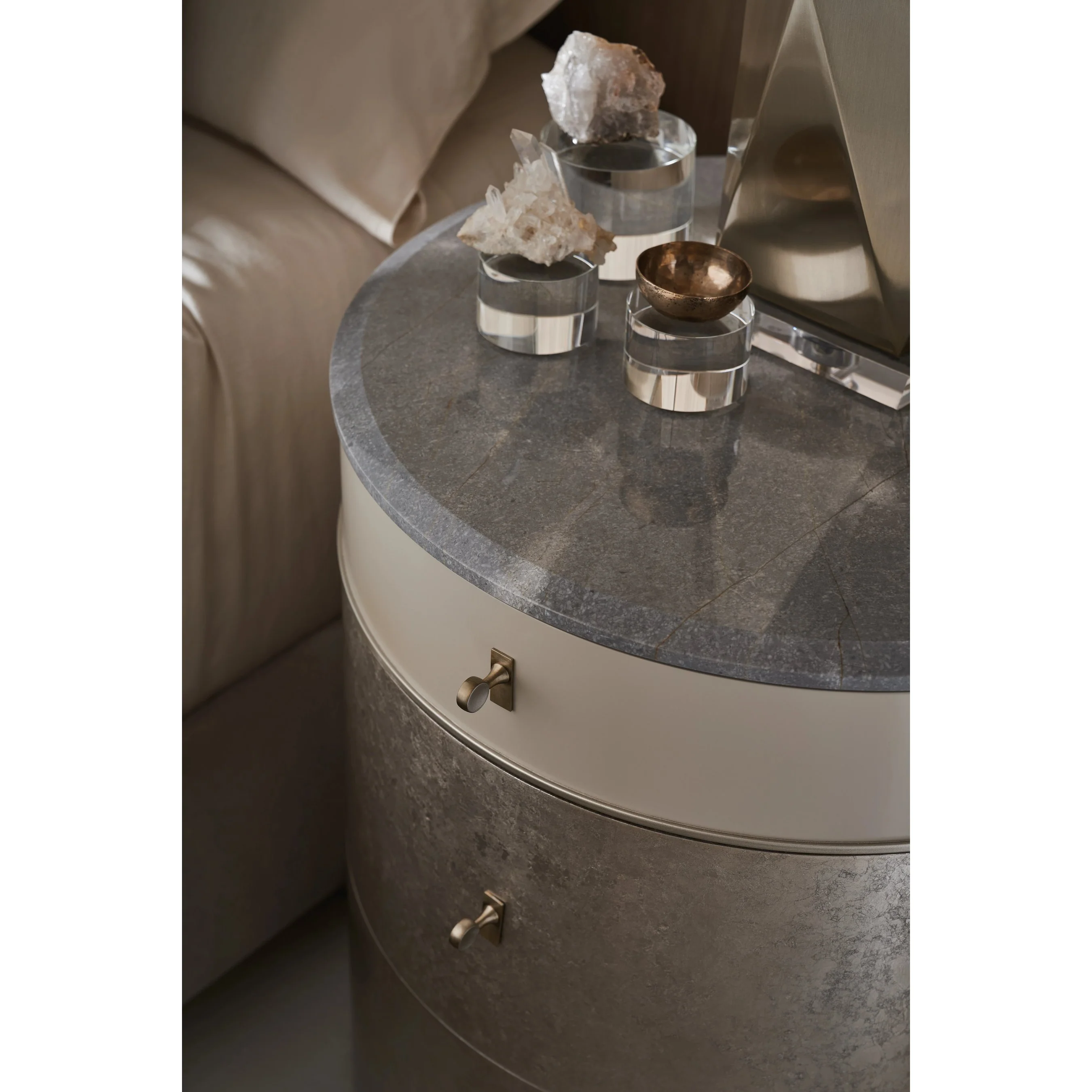 Hang Around Nightstand - Image 5