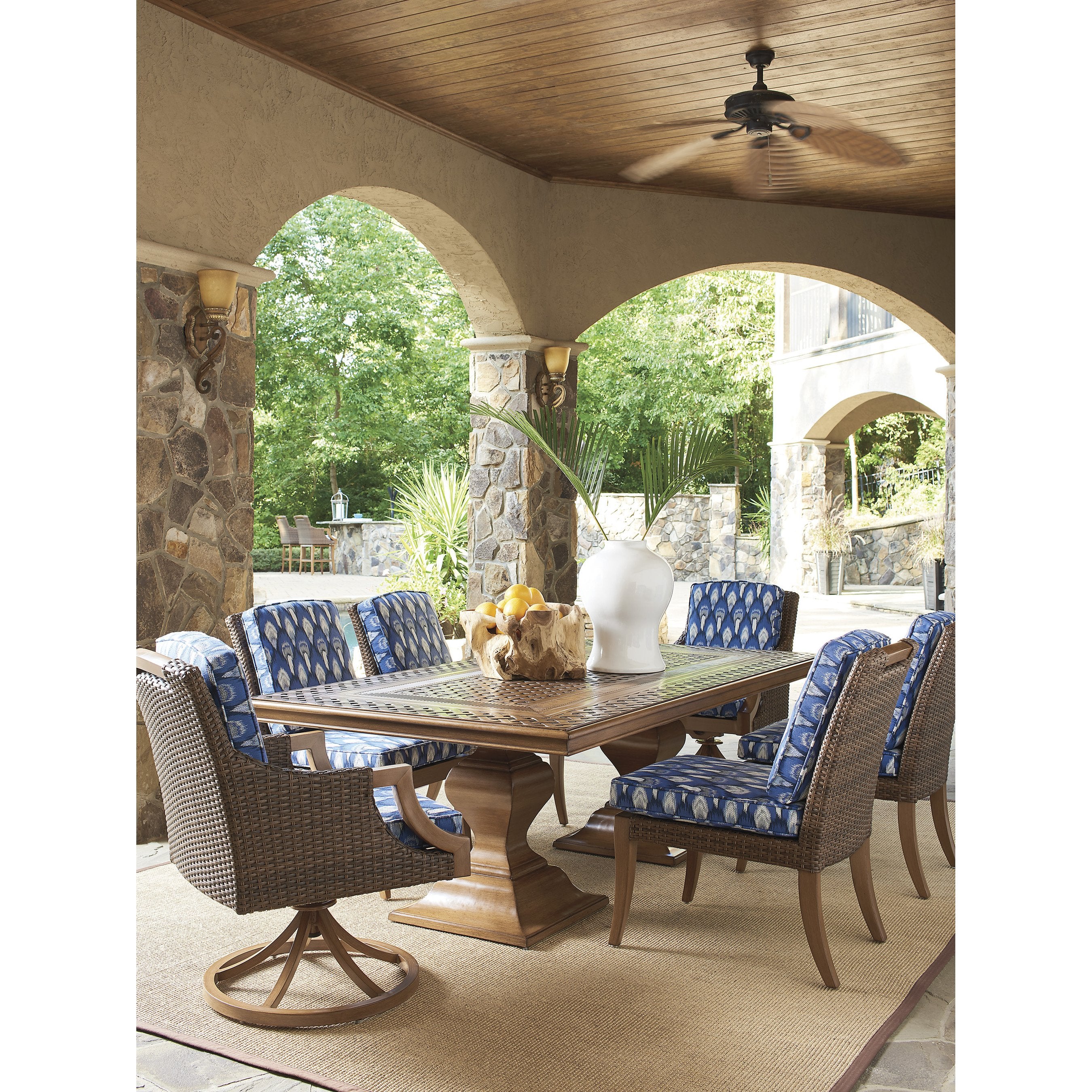 Harbor Isle Rectangular Dining Table - Image 6