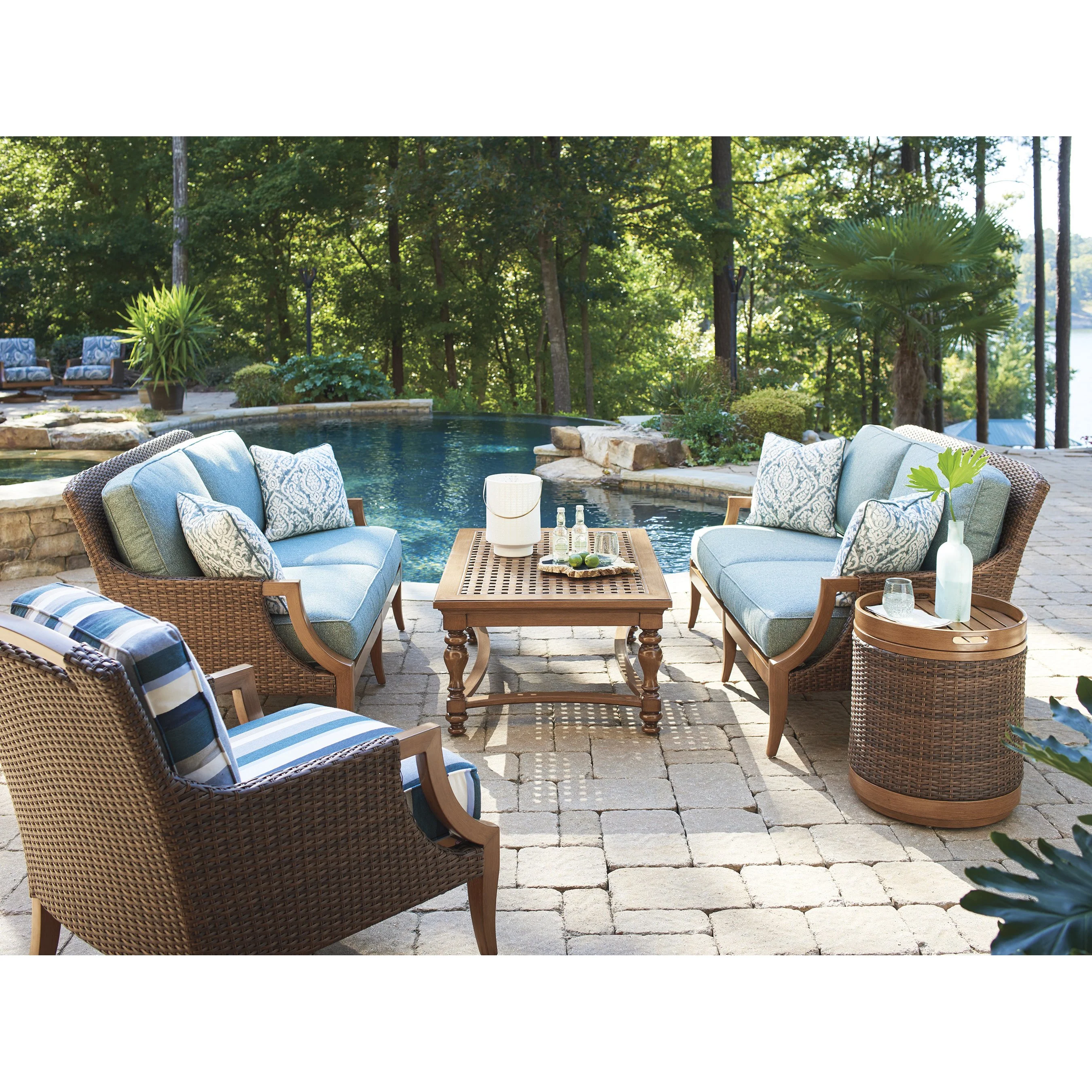 Harbor Isle Round End Table - Image 5