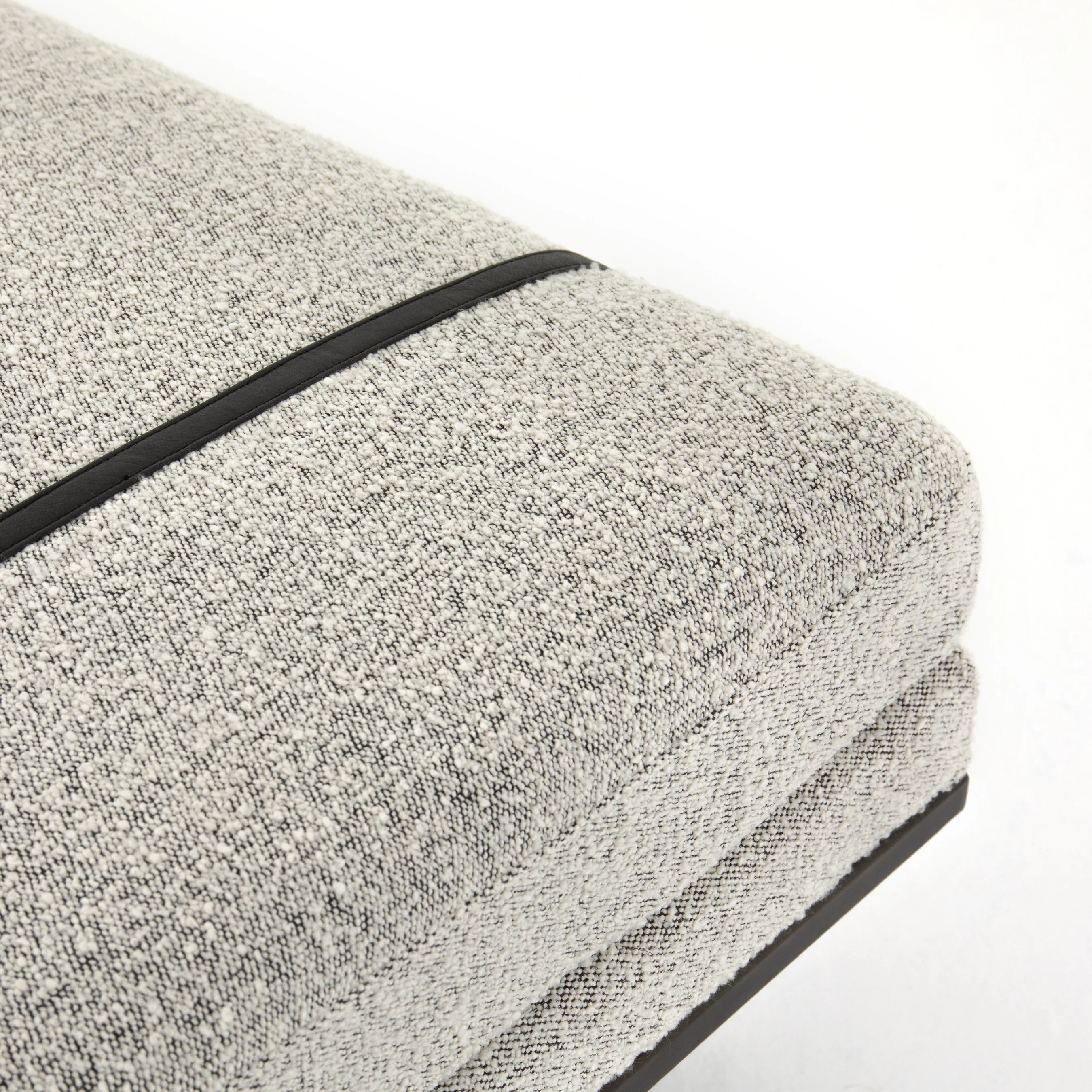 Harris Accent Bench - Image 15