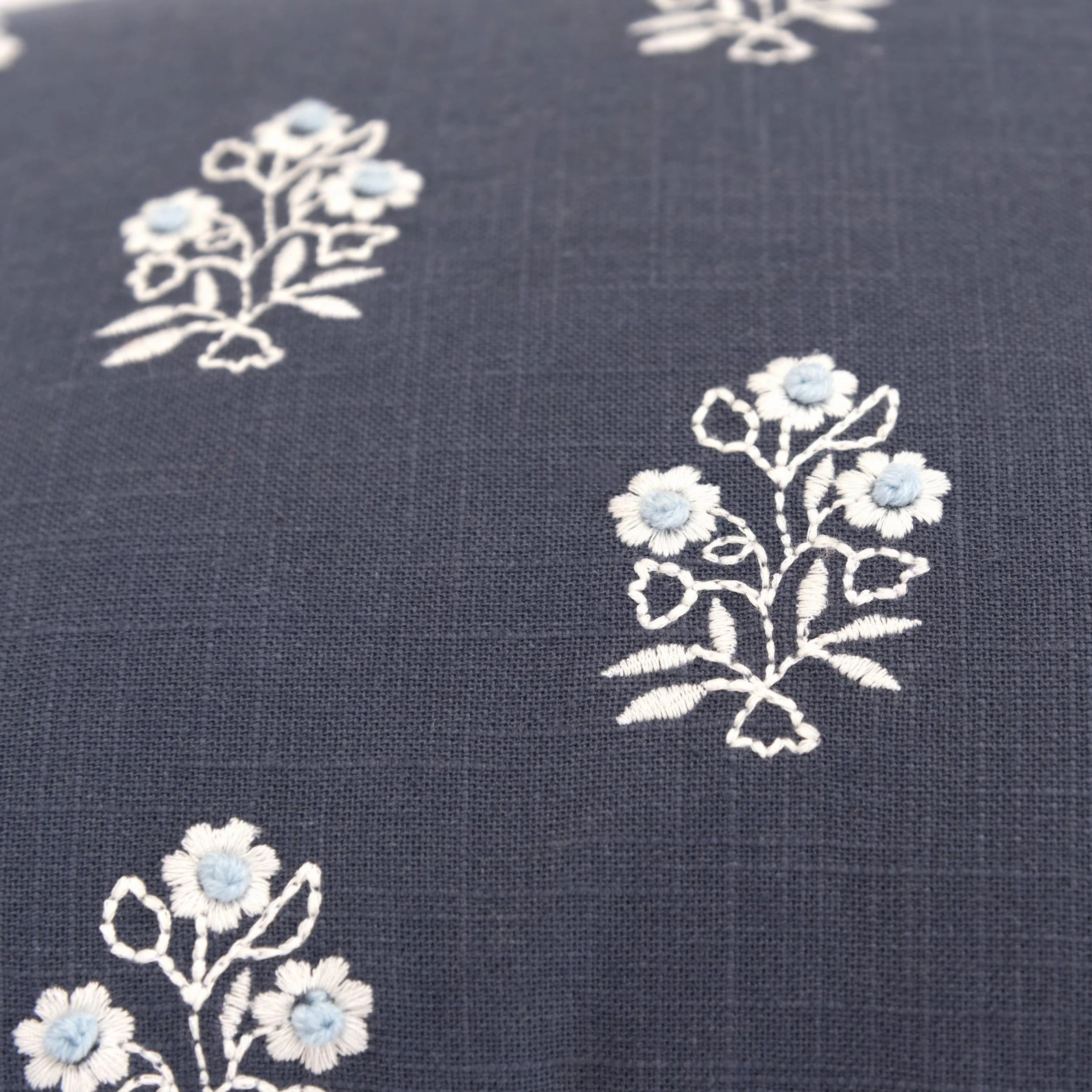 Hartland Pillow - Image 2
