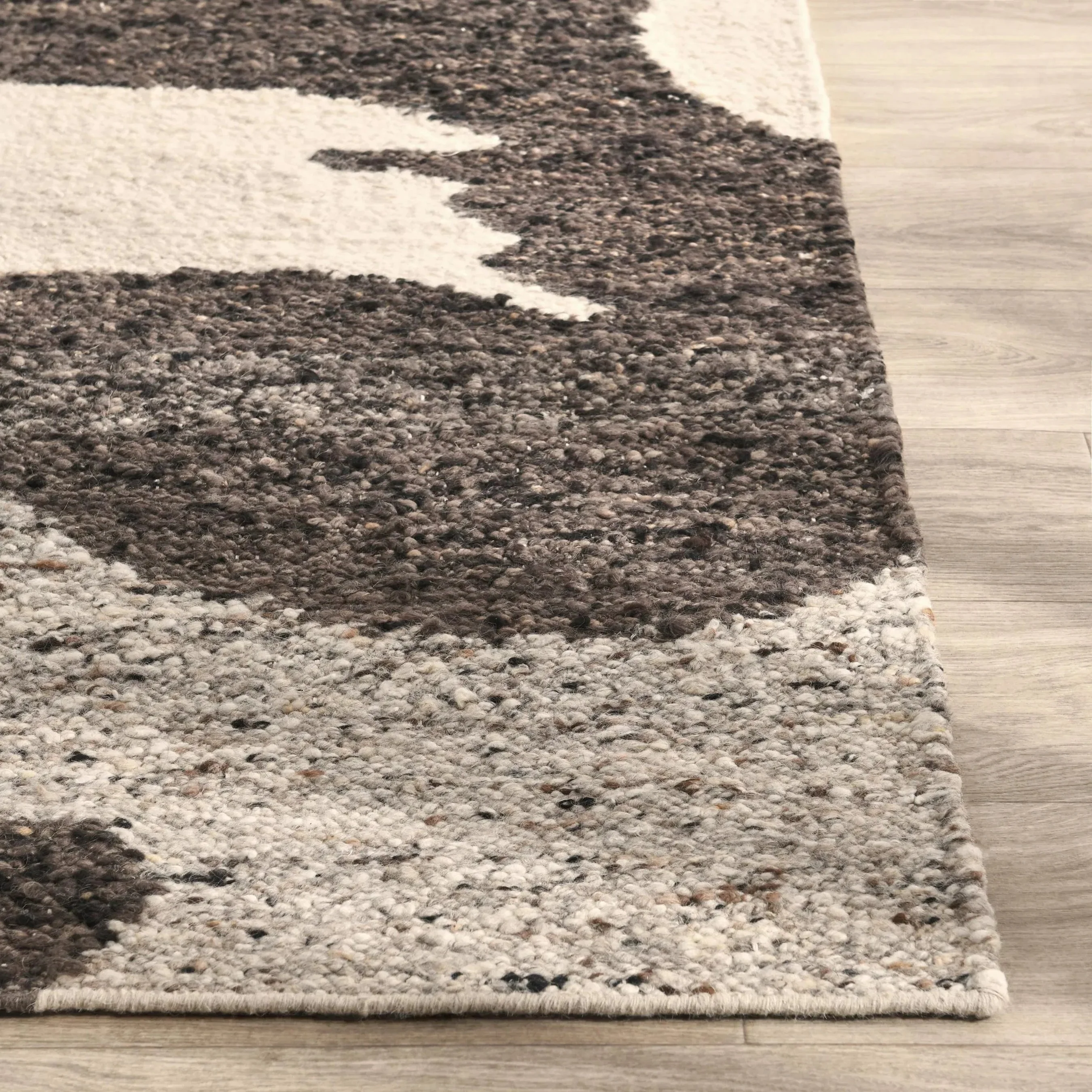 Hesperia Wool Pattern Rug - Image 6