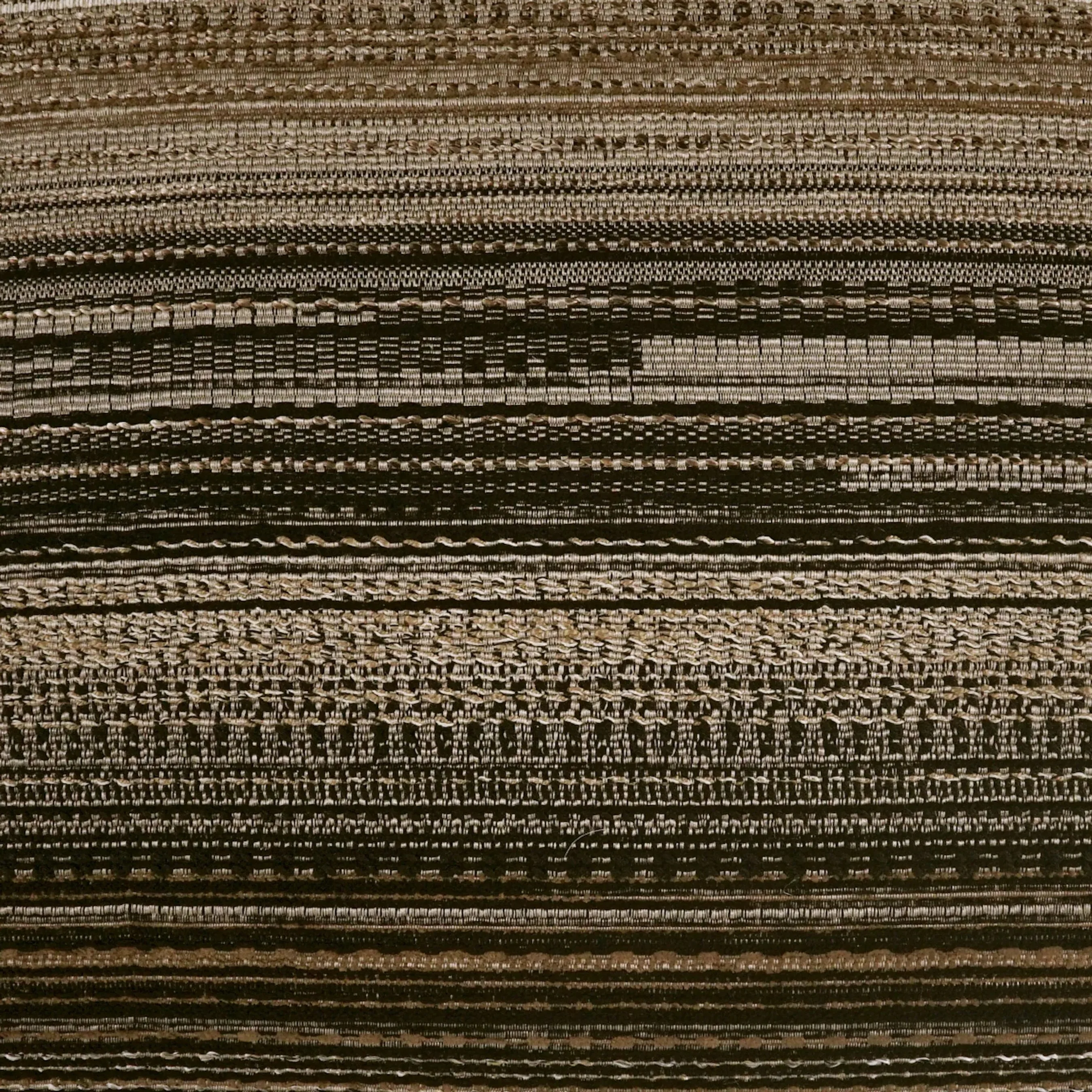 Ihara Indoor/Outdoor Pillow - Image 4