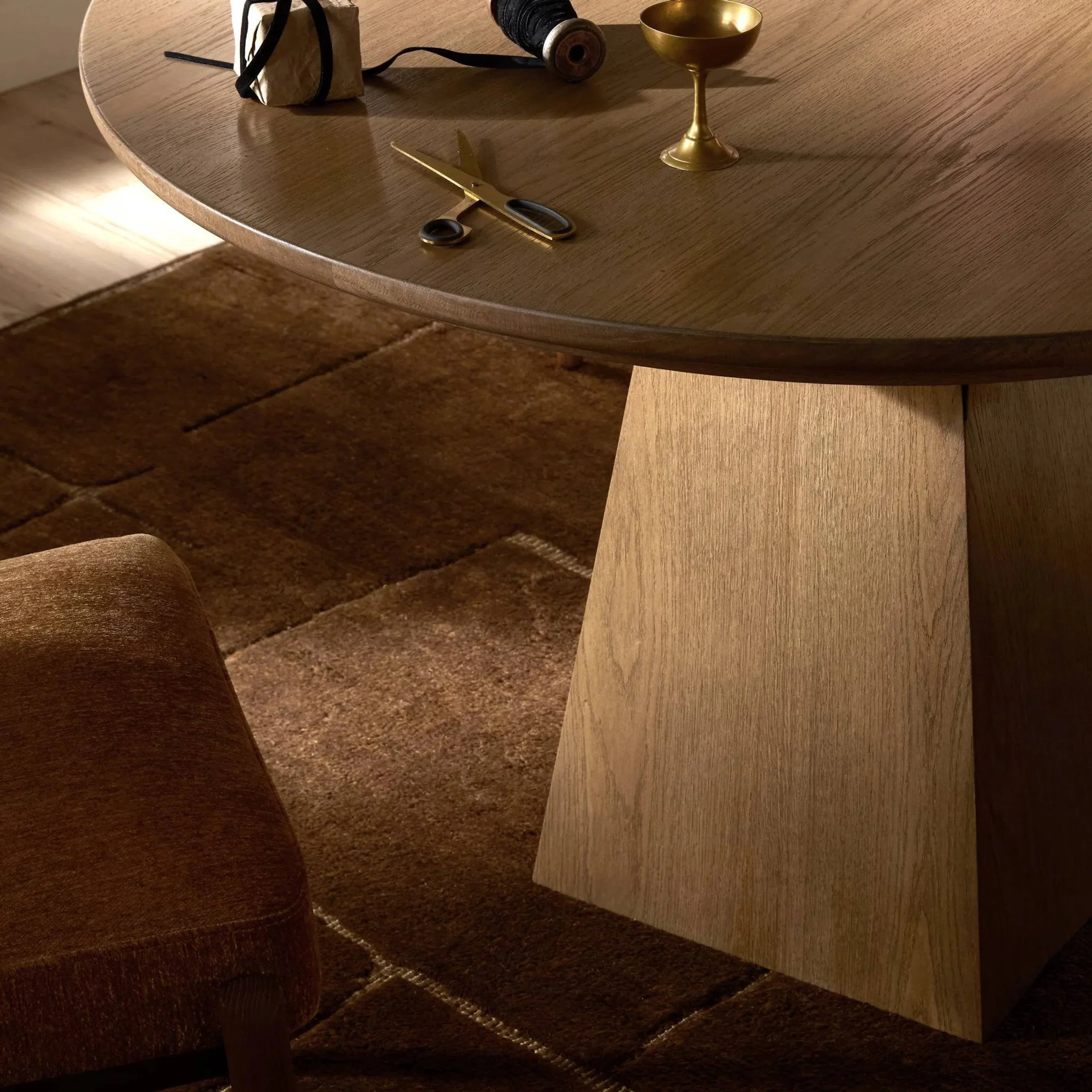 Isabella Dining Table - Image 9