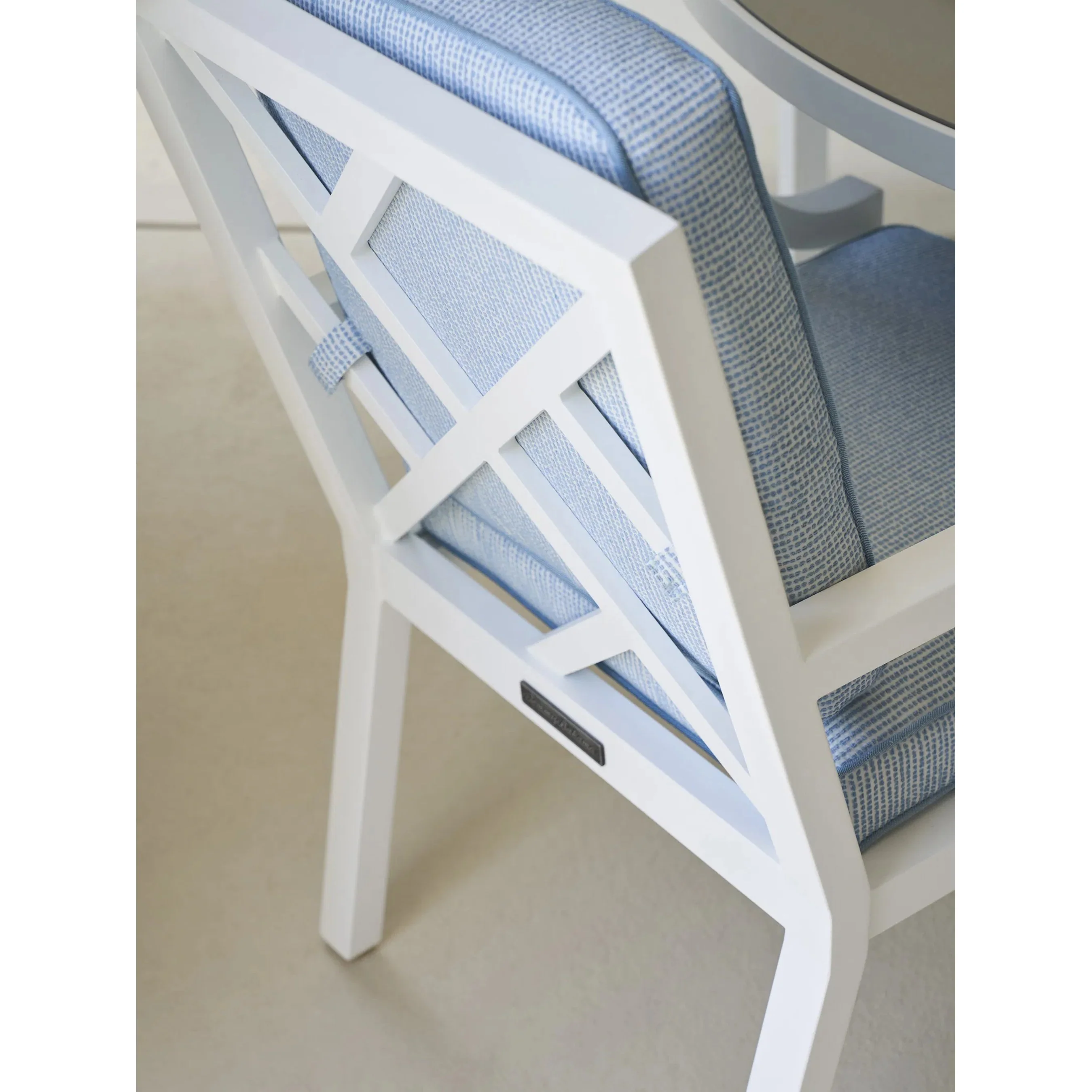 Island Classic Arm Chair - Image 3