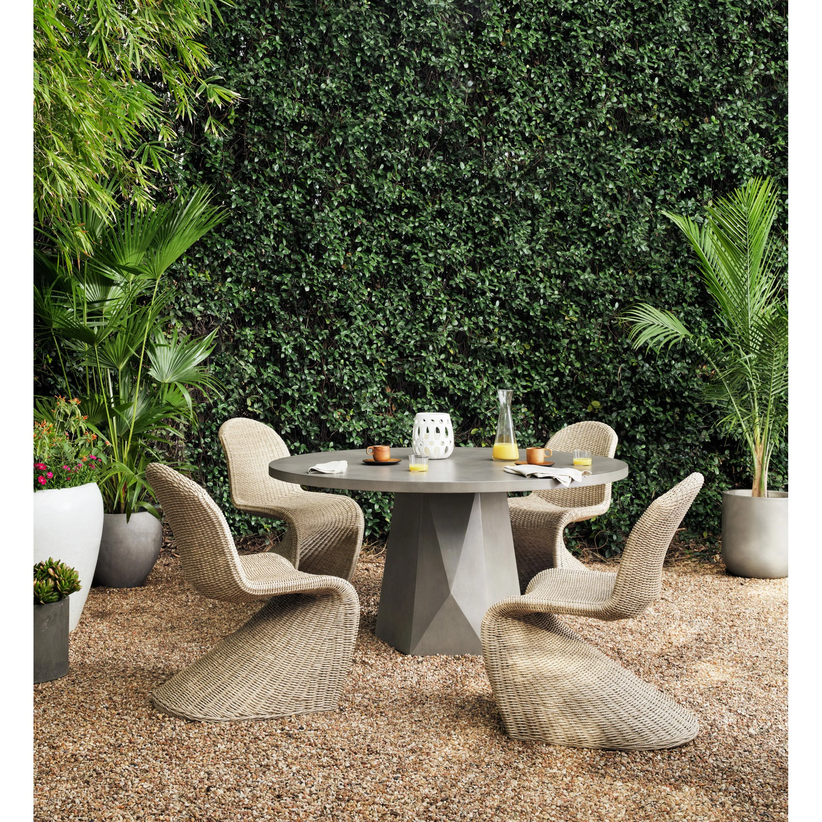 Ivan Round Planter - Image 7