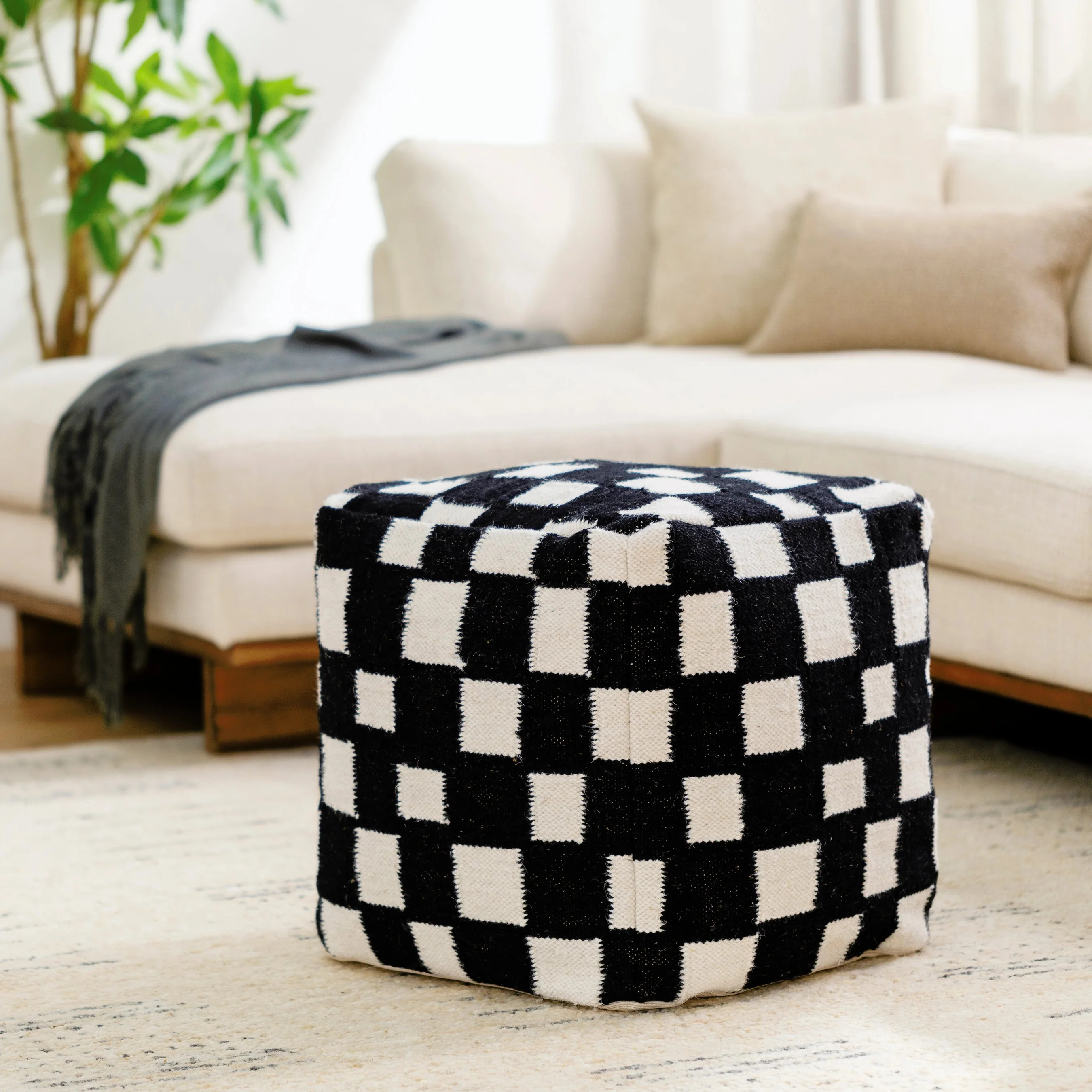 Jacinta - 484041 - Image 9