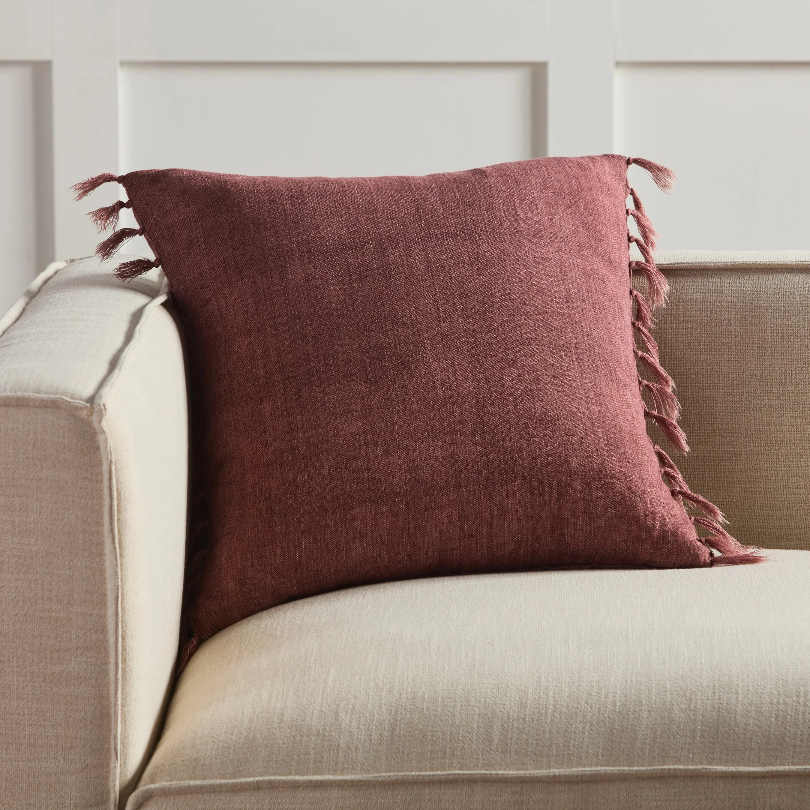 Jemina JEM01 Pillow - Image 47
